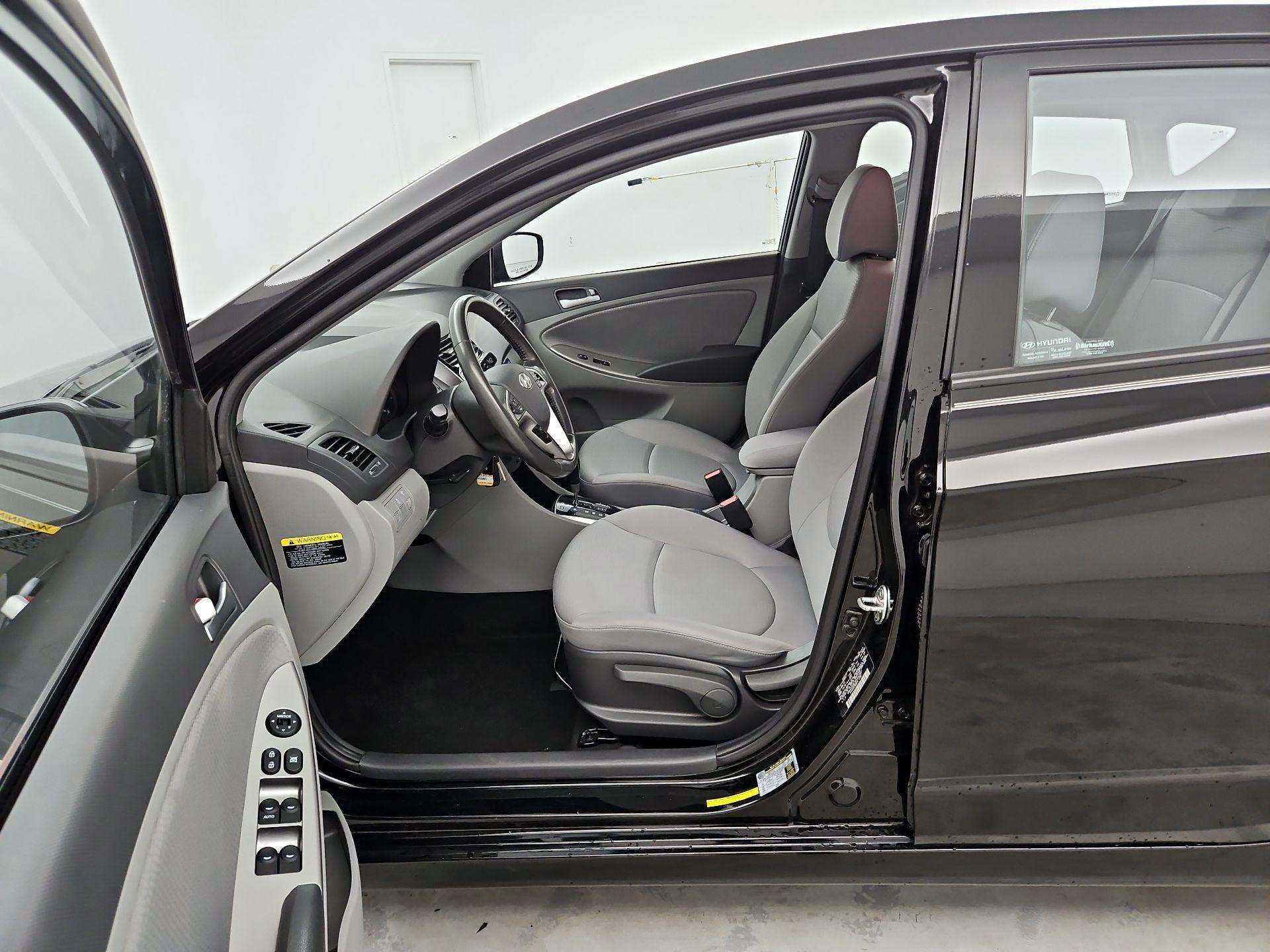 Thumbnail: 2015 Hyundai Accent - 11