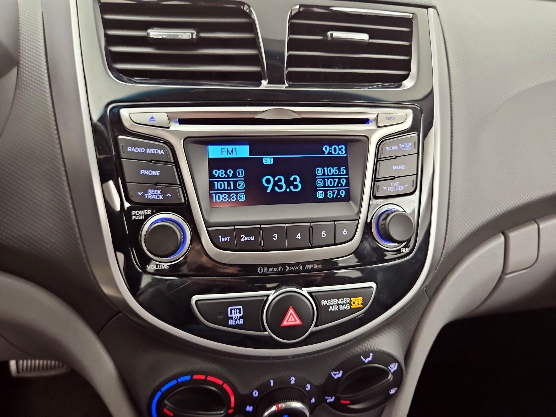 Thumbnail: 2015 Hyundai Accent - 14