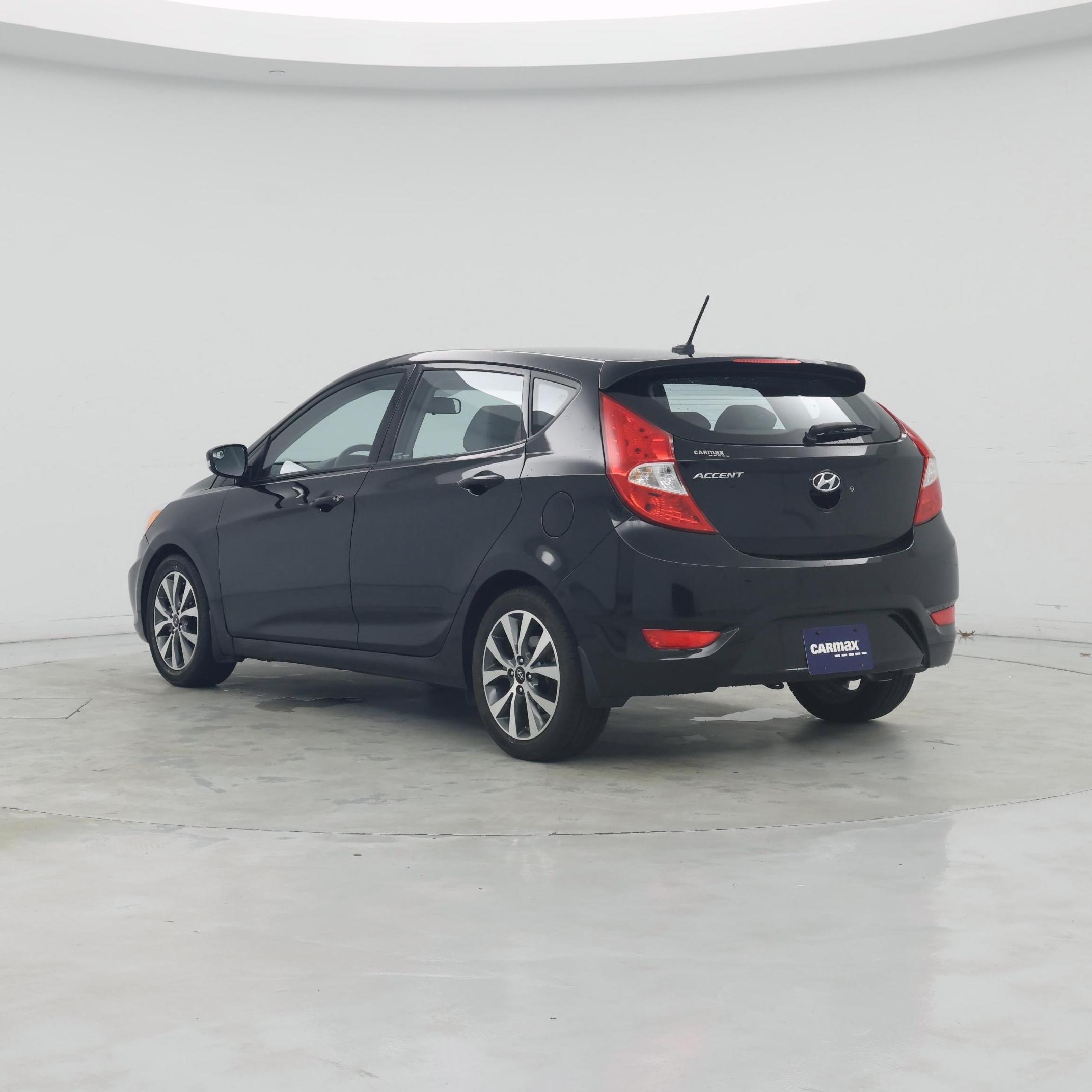 Thumbnail: 2015 Hyundai Accent - 2