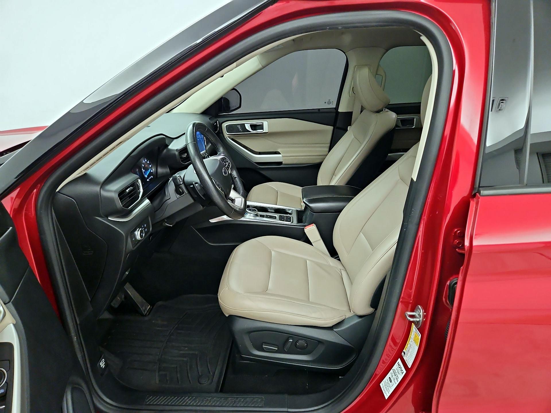 Thumbnail: 2020 Ford Explorer - 11