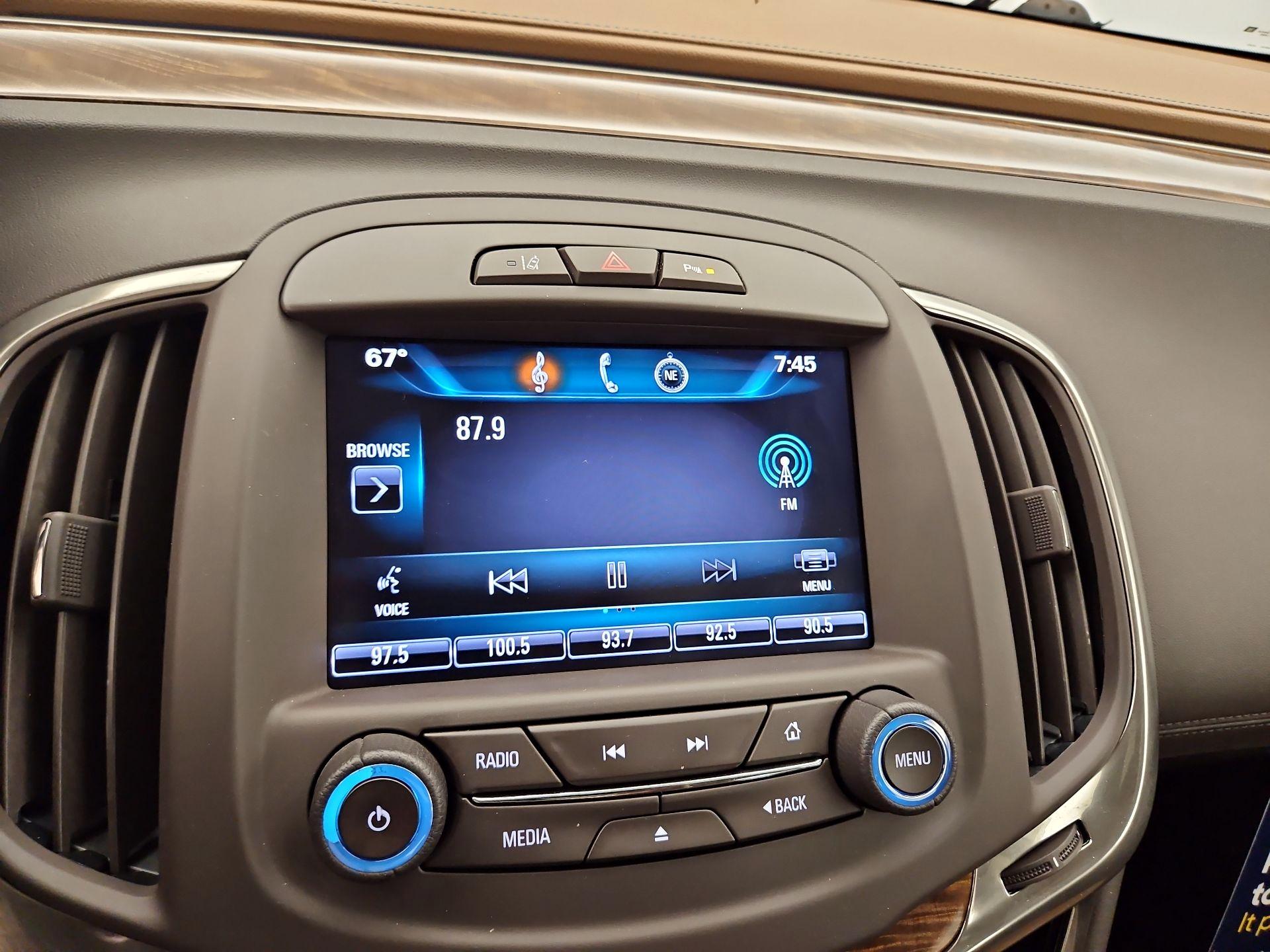 Thumbnail: 2014 Buick LaCrosse - 16