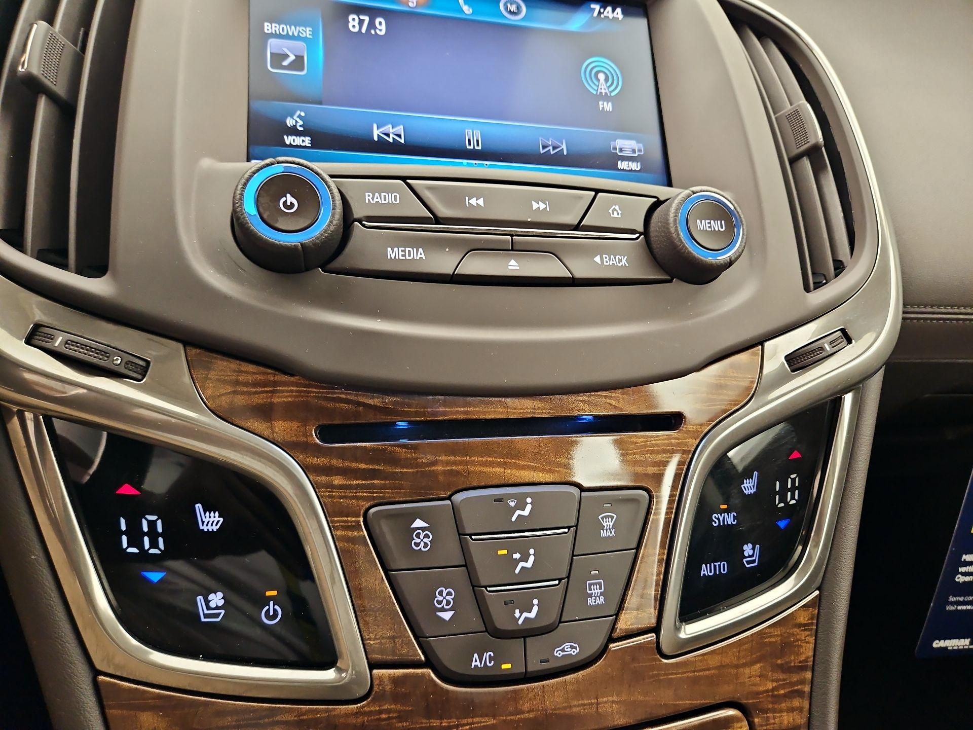 Thumbnail: 2014 Buick LaCrosse - 17