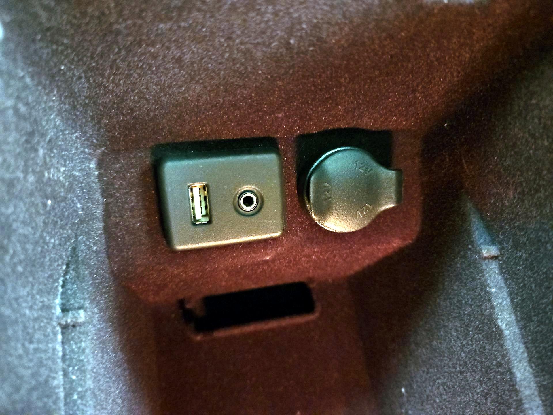 Thumbnail: 2014 Buick LaCrosse - 19