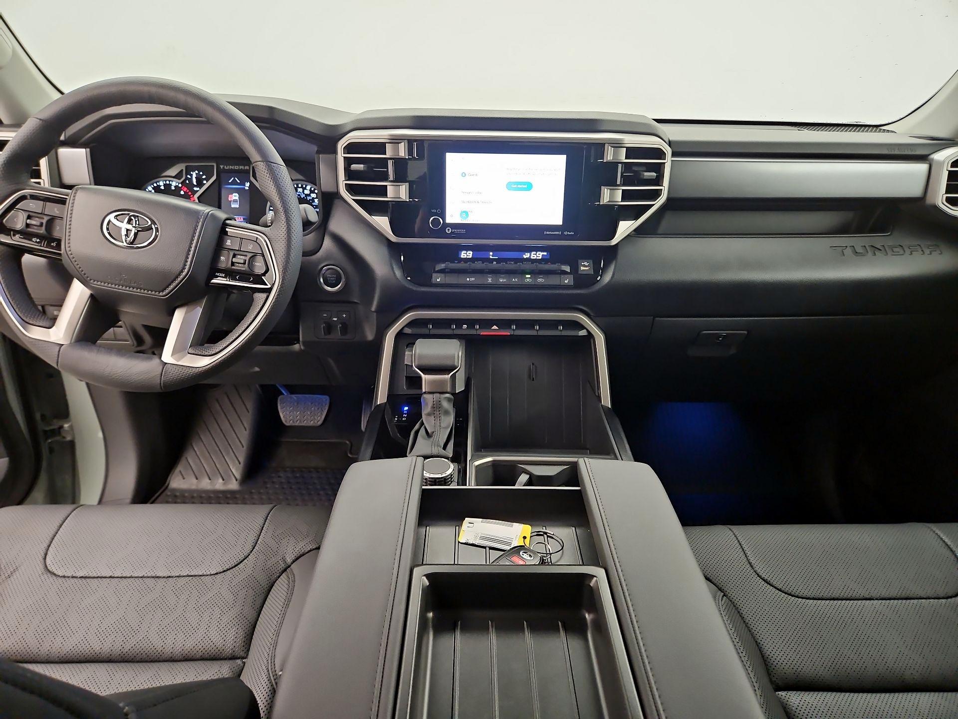 Thumbnail: 2024 Toyota Tundra - 9