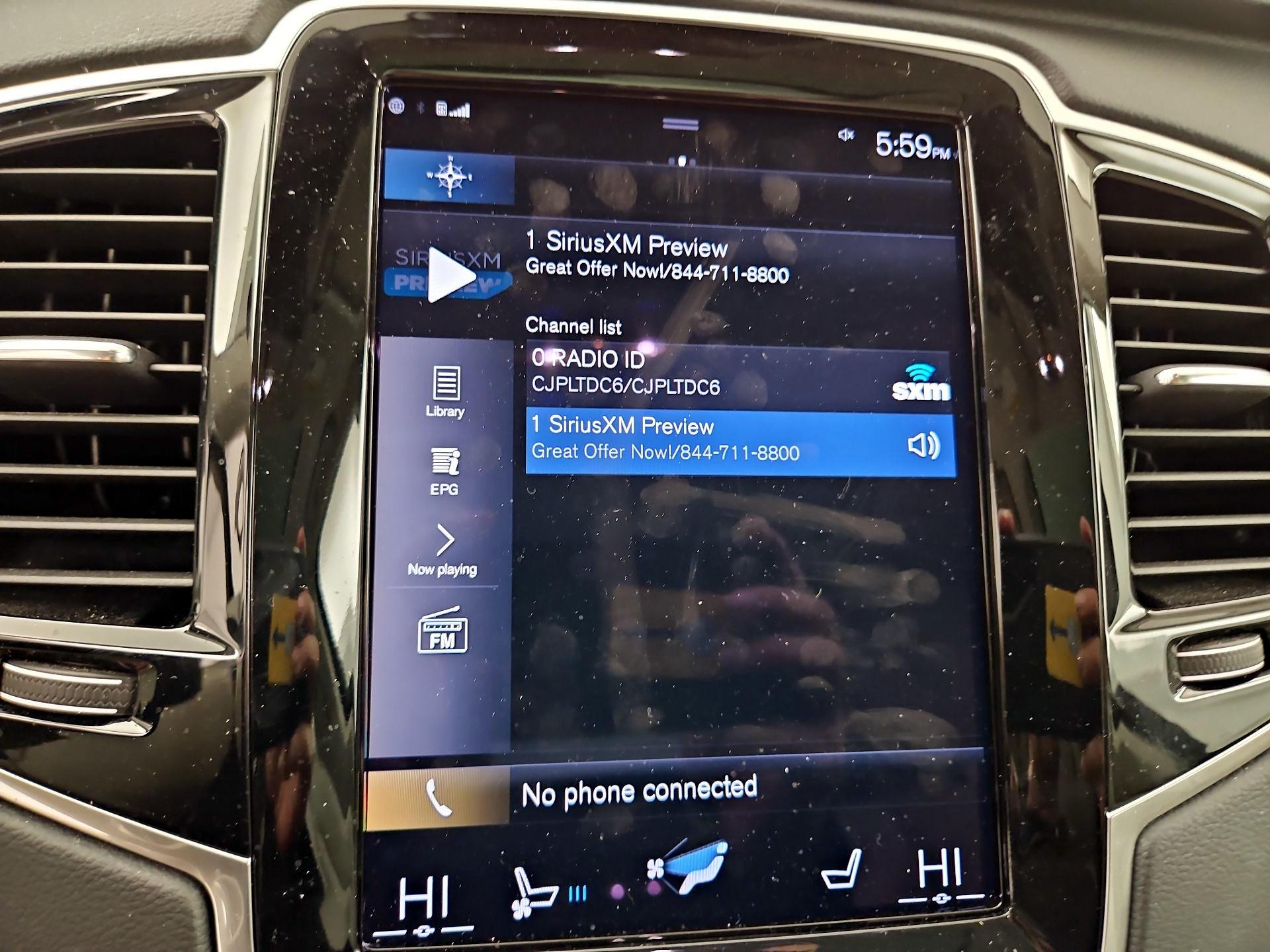 Thumbnail: 2021 Volvo XC90 - 16