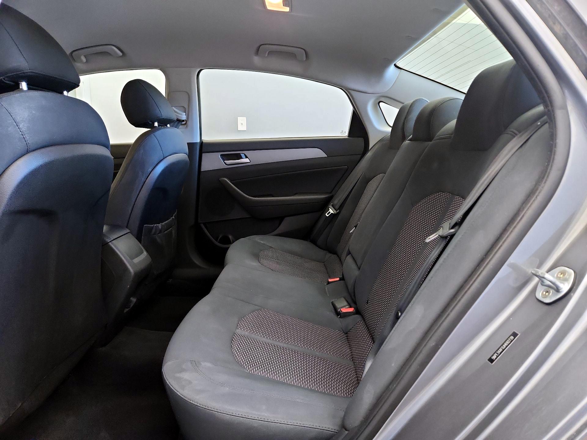 Thumbnail: 2018 Hyundai Sonata - 19