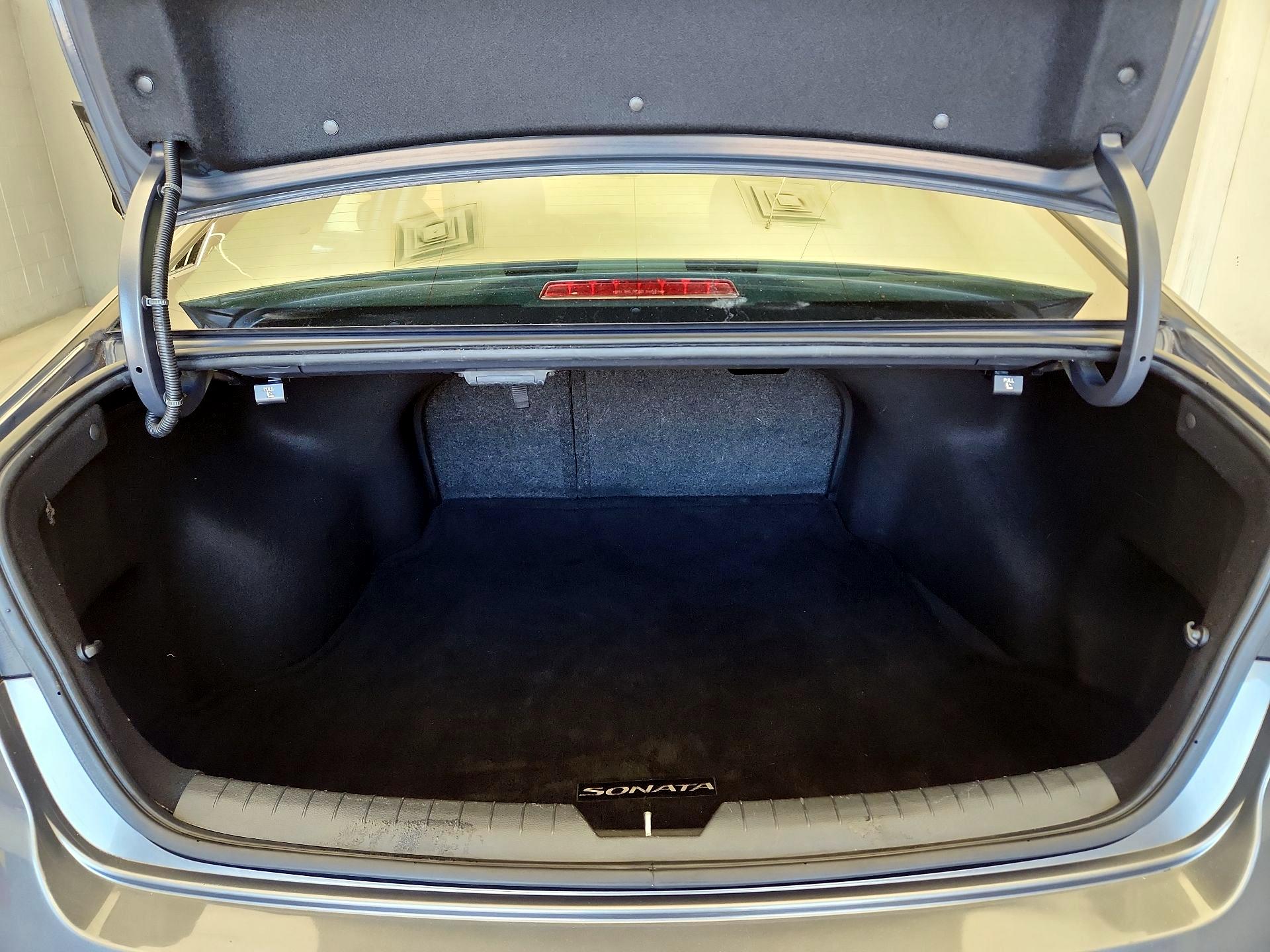 Thumbnail: 2018 Hyundai Sonata - 20