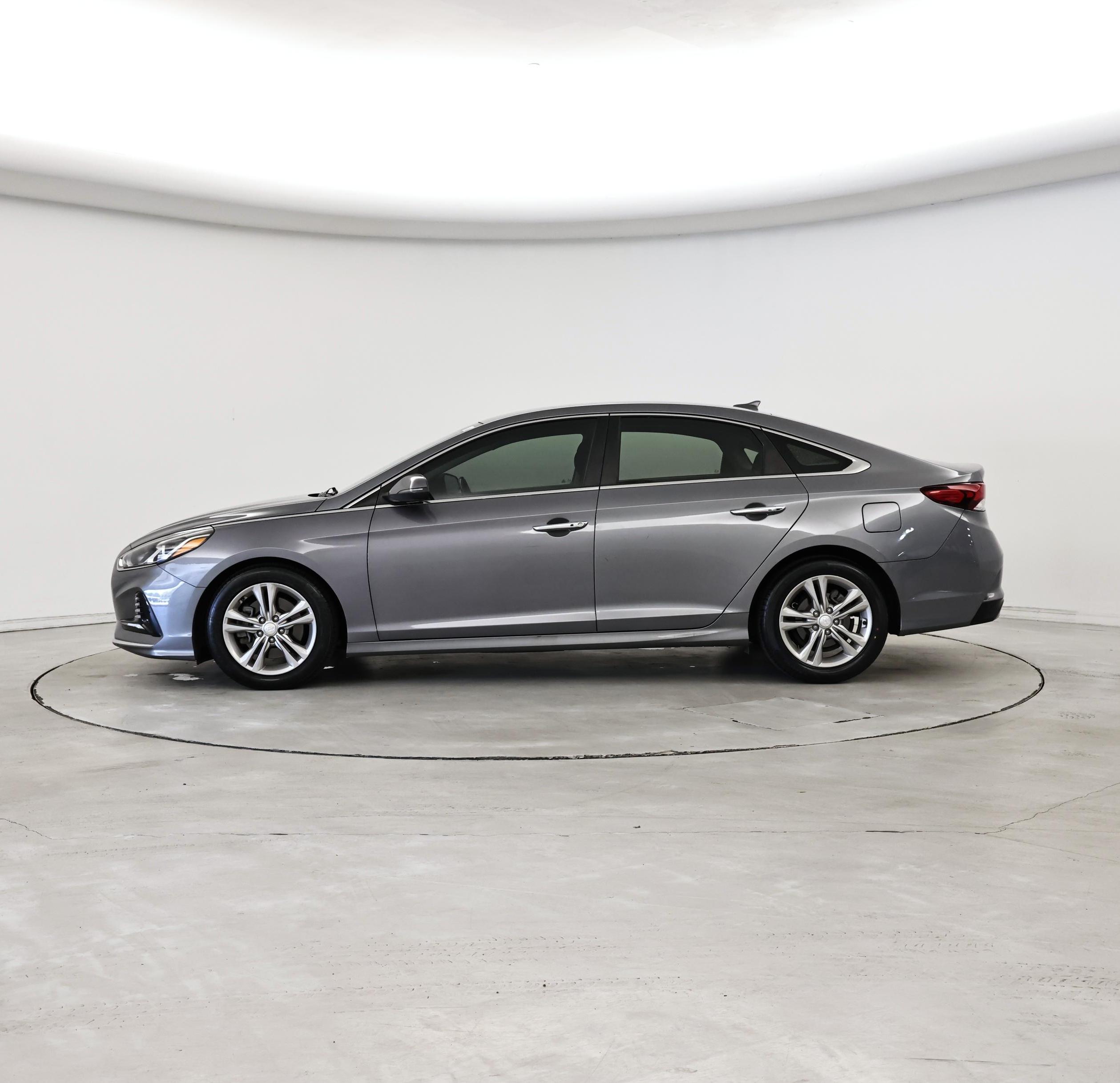 Thumbnail: 2018 Hyundai Sonata - 3