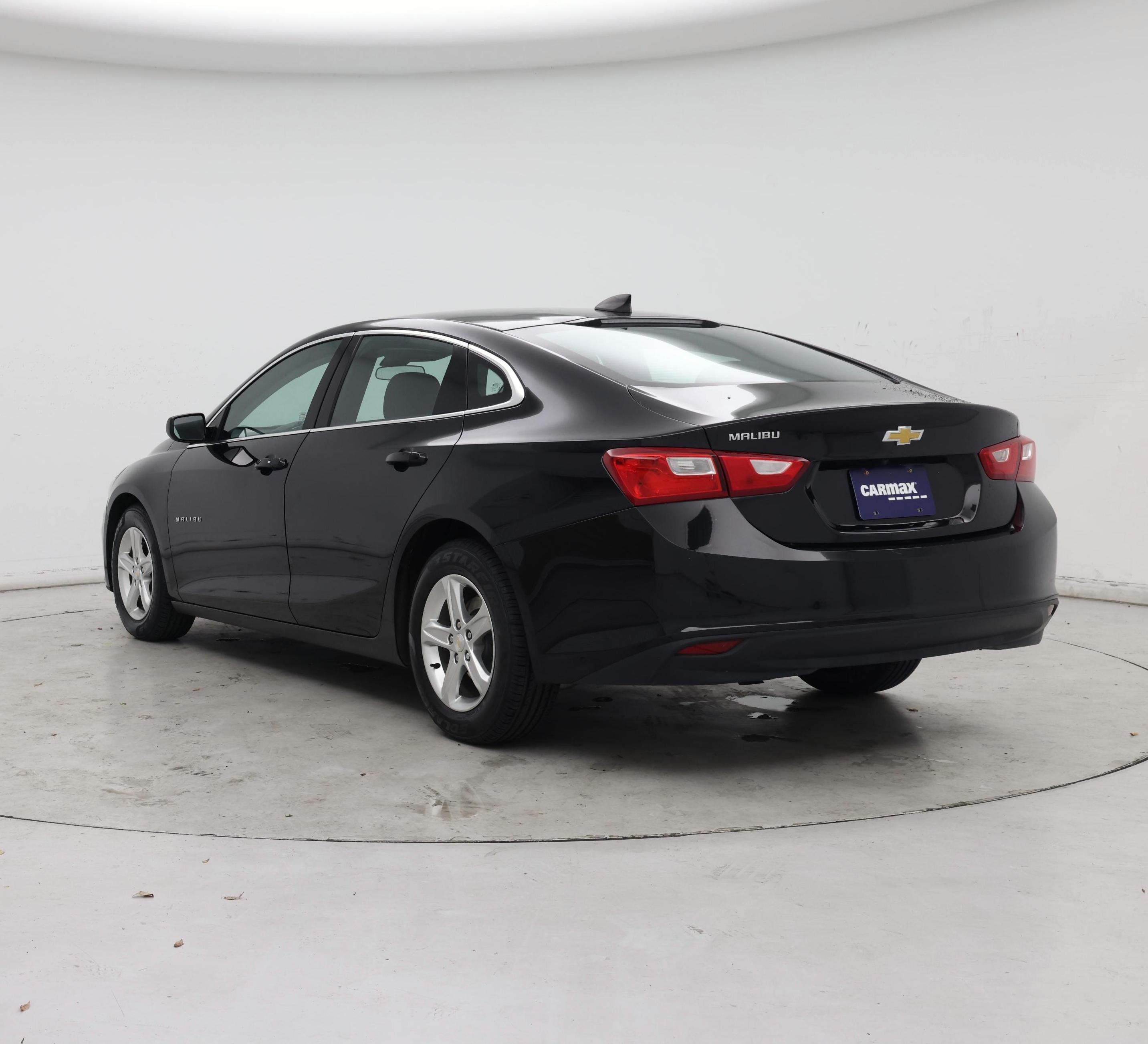 Thumbnail: 2022 Chevrolet Malibu - 2