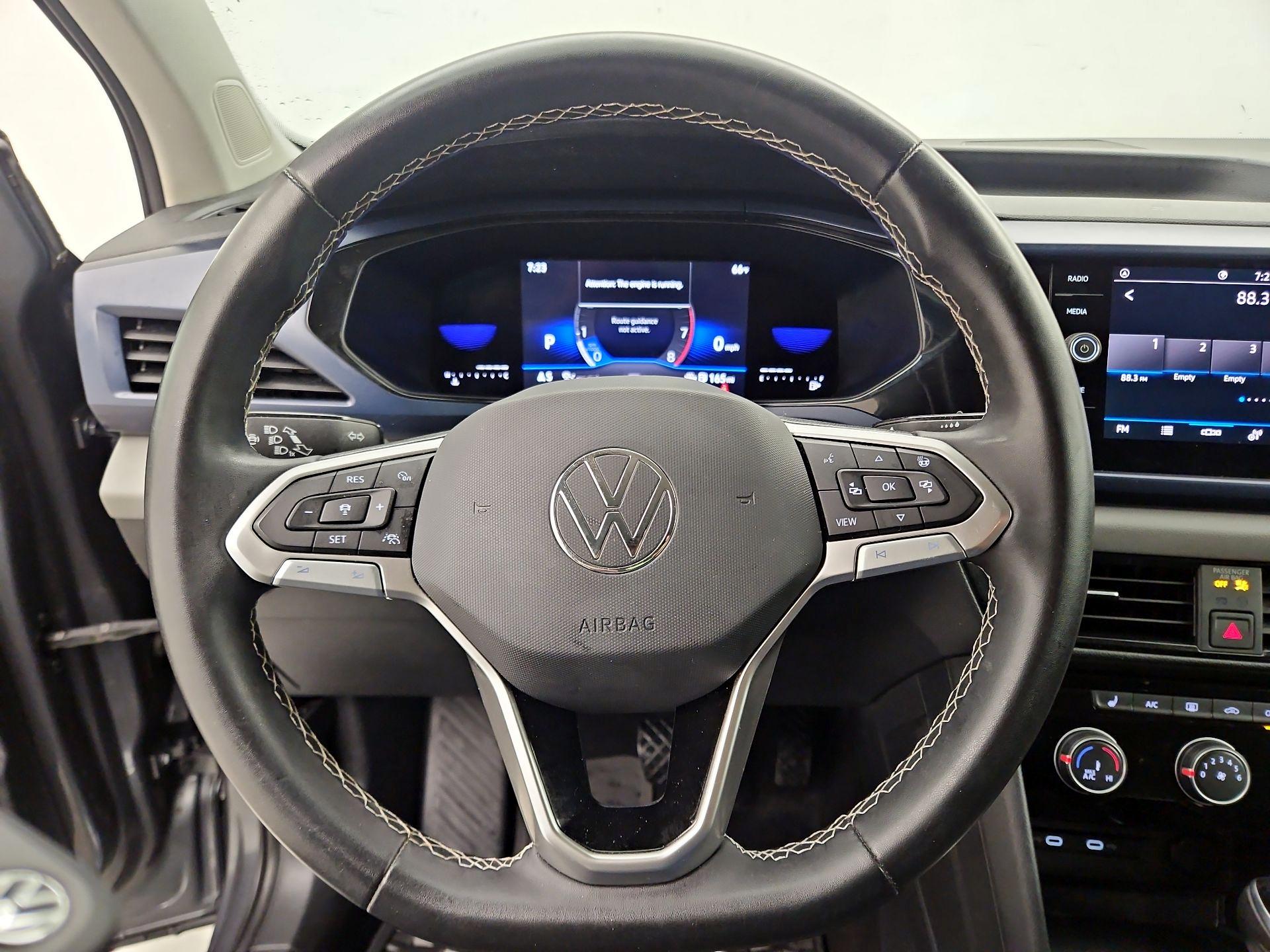 Thumbnail: 2023 Volkswagen Taos - 10