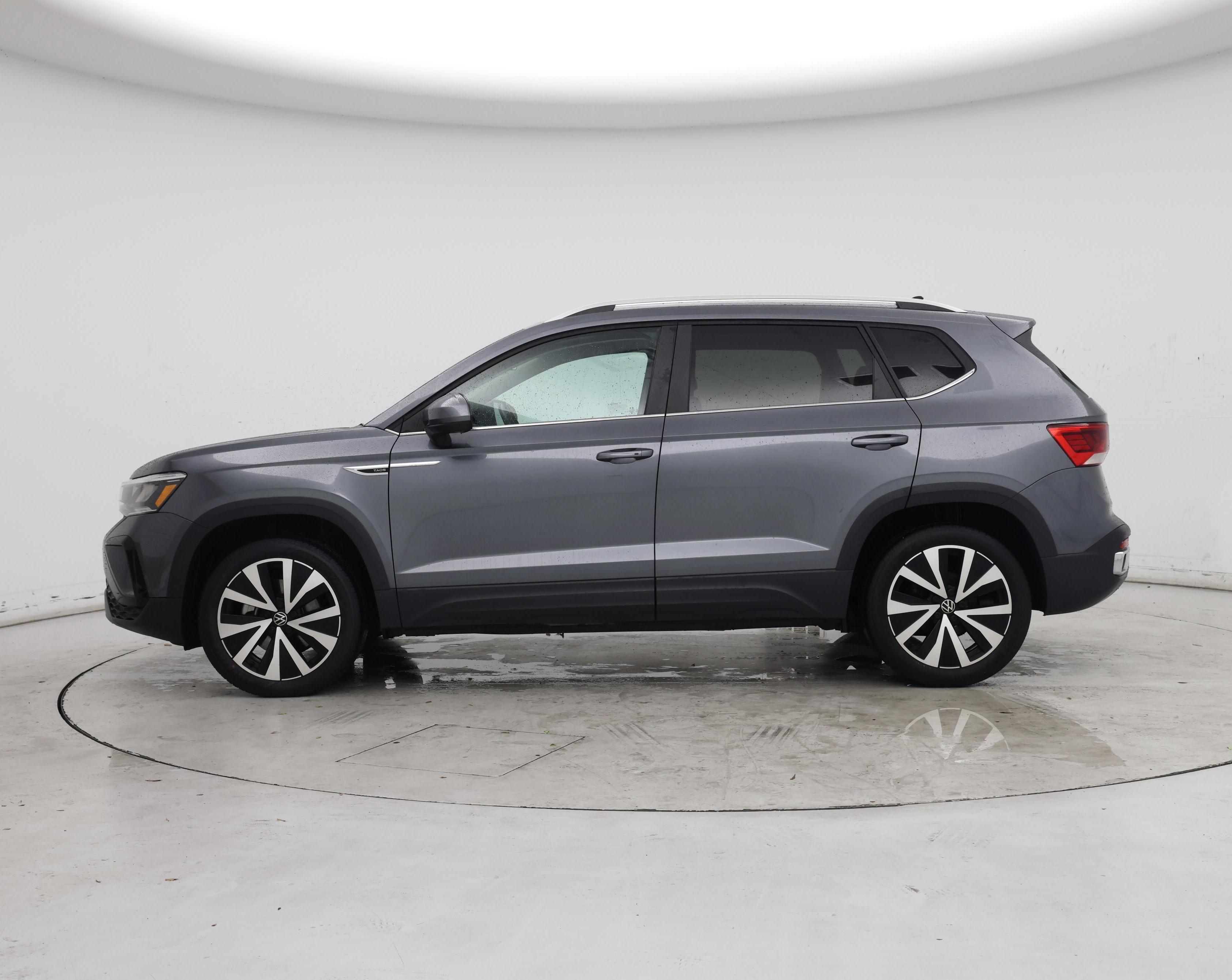 Thumbnail: 2023 Volkswagen Taos - 3
