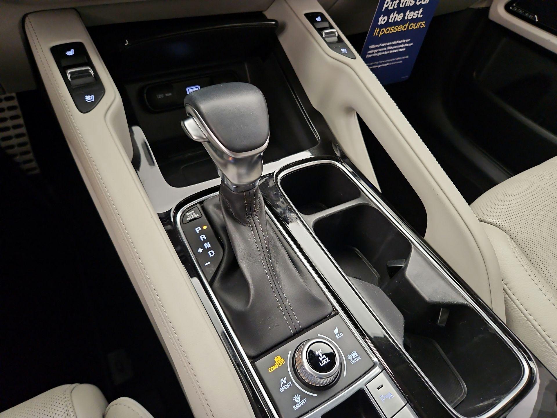 Thumbnail: 2020 Kia Telluride - 18