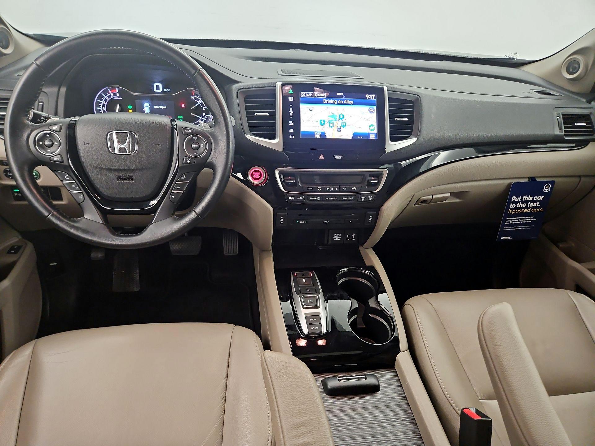 Thumbnail: 2016 Honda Pilot - 9