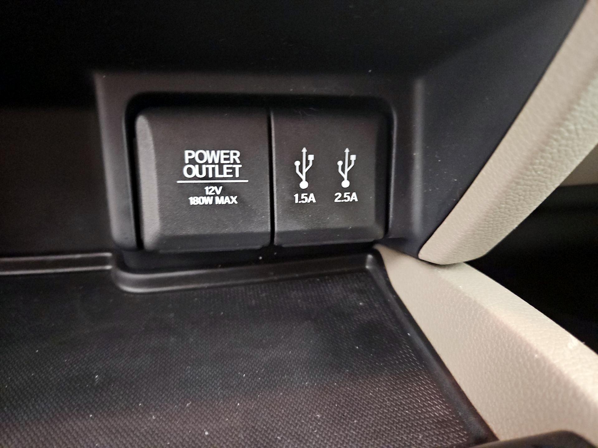 Thumbnail: 2016 Honda Pilot - 19