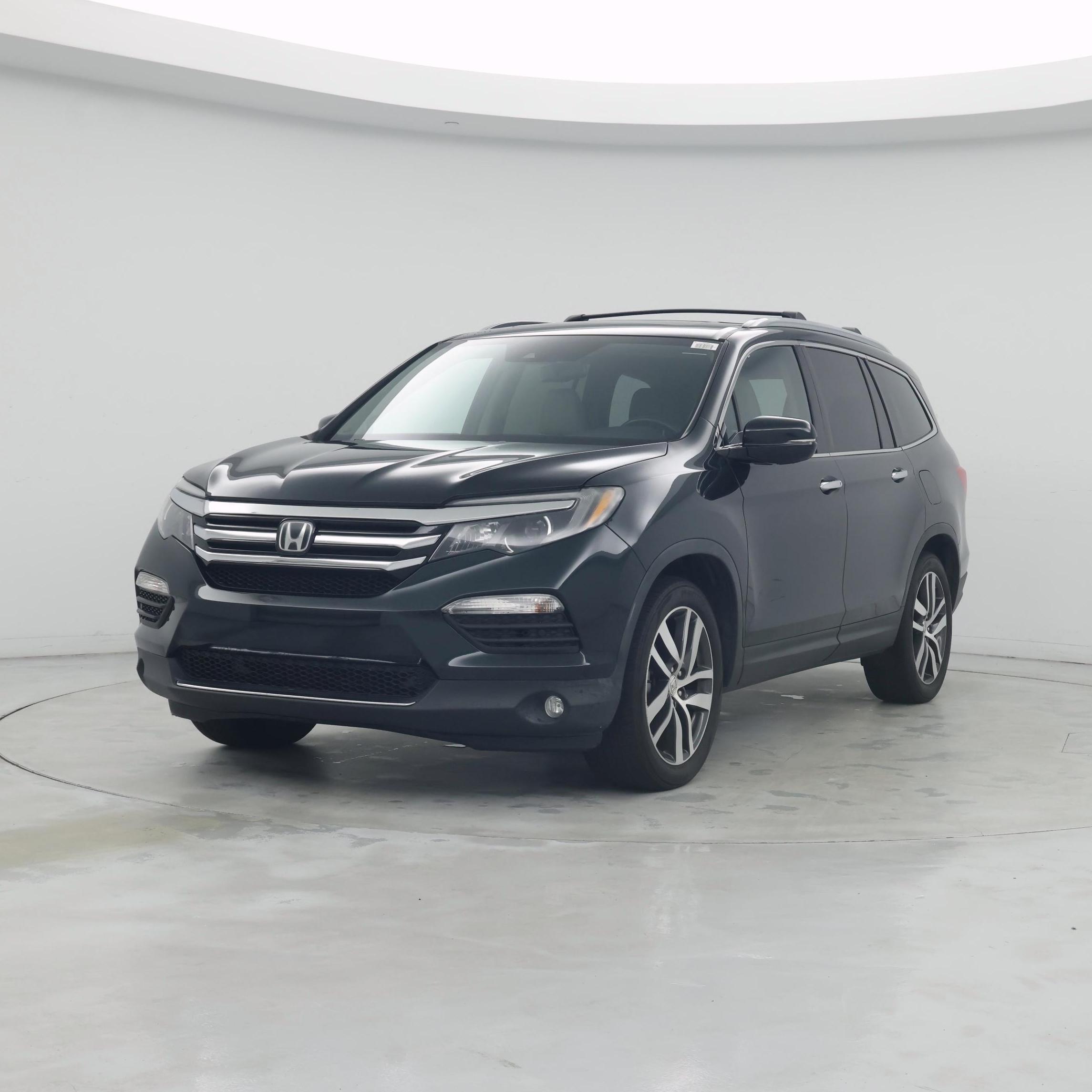 Thumbnail: 2016 Honda Pilot - 4