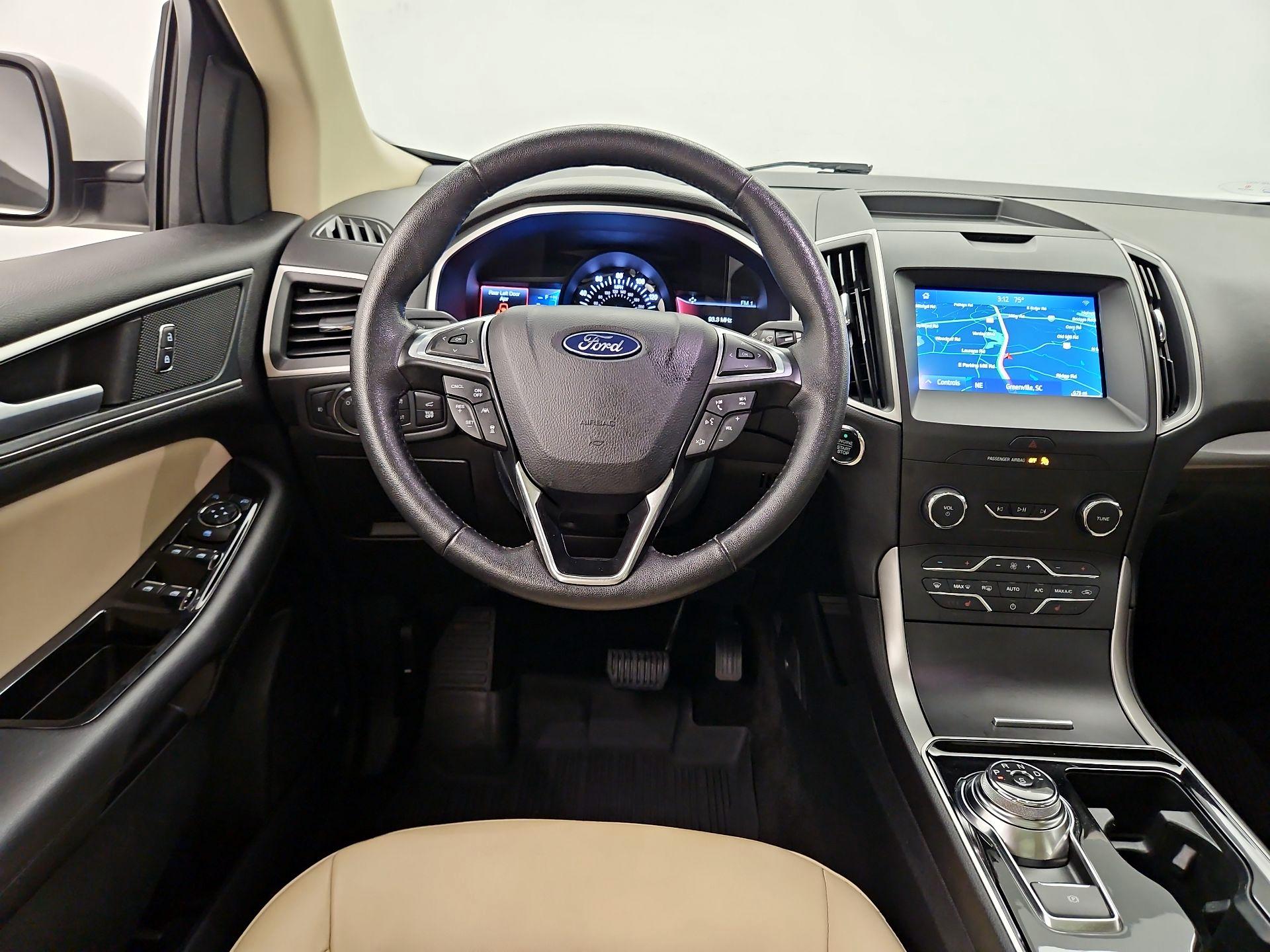 Thumbnail: 2020 Ford Edge - 10