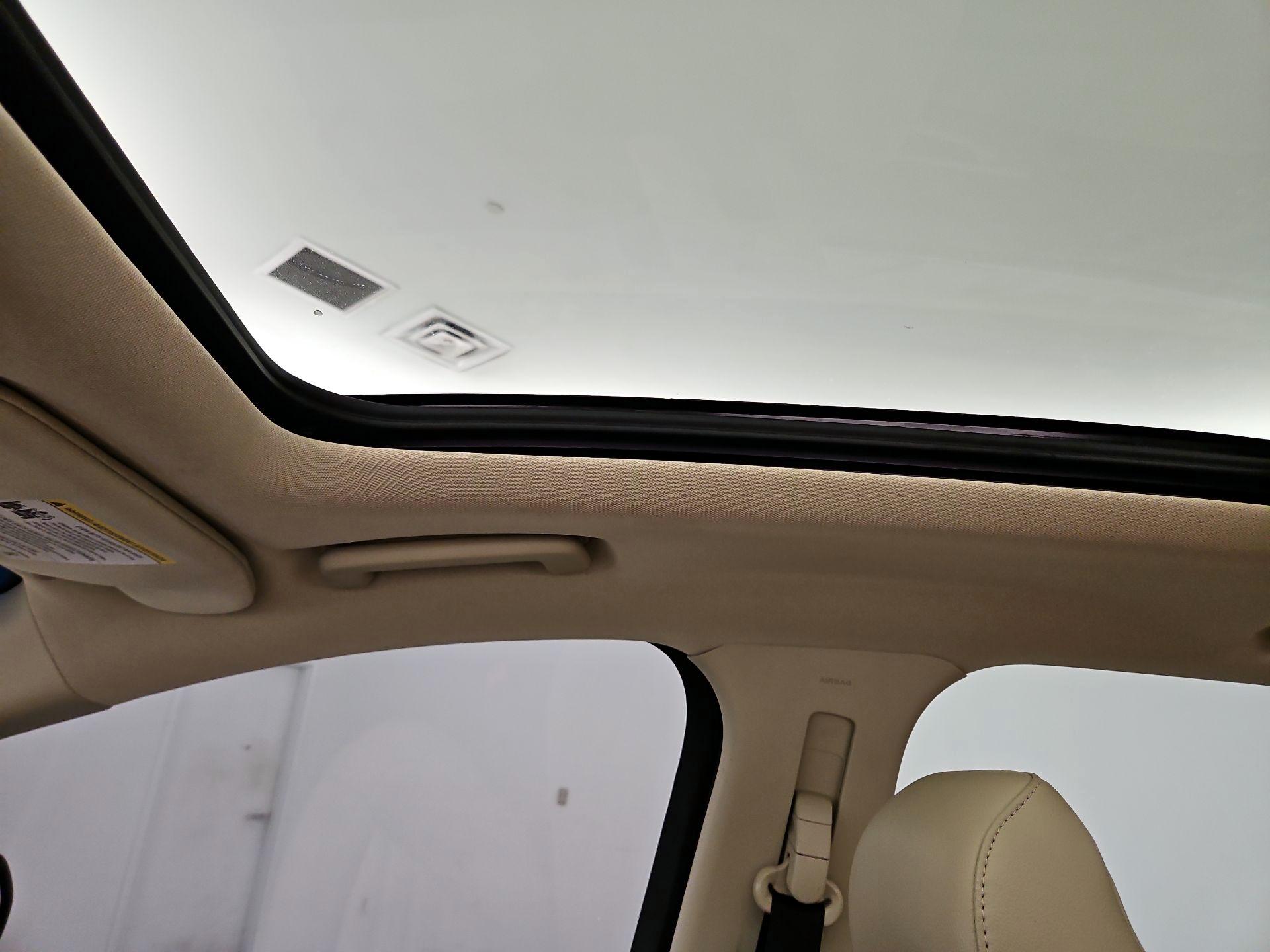 Thumbnail: 2020 Ford Edge - 20