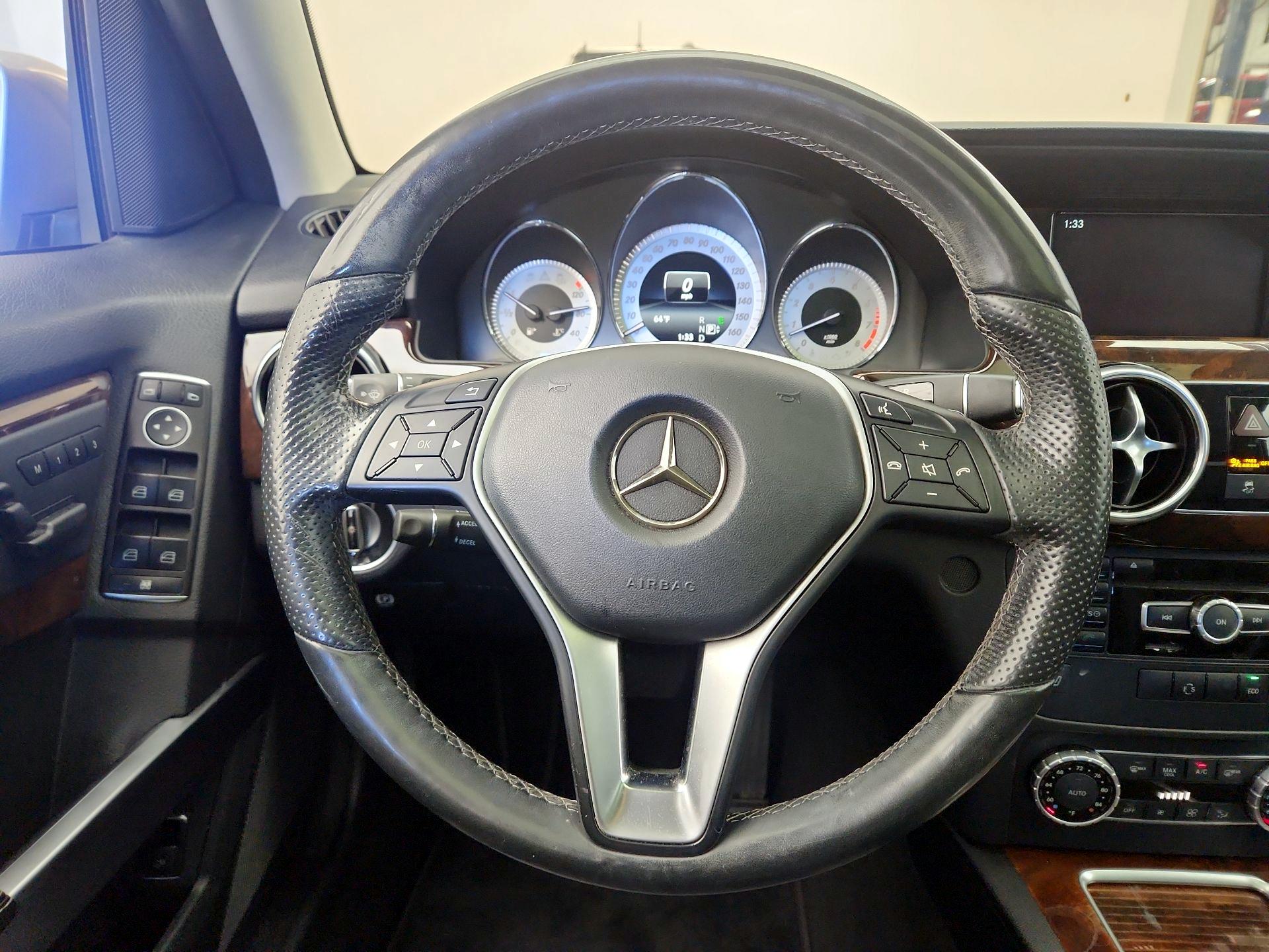 Thumbnail: 2015 Mercedes-Benz GLK - 10