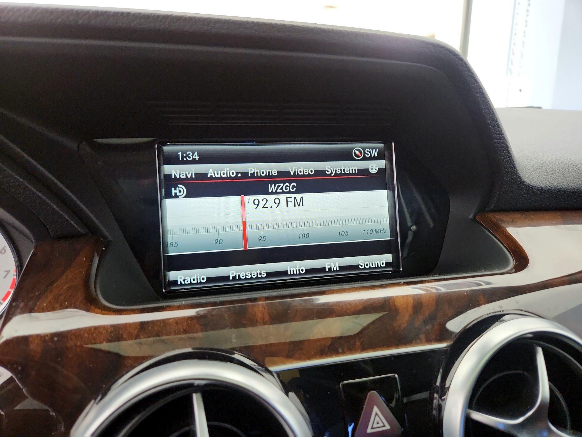 Thumbnail: 2015 Mercedes-Benz GLK - 16
