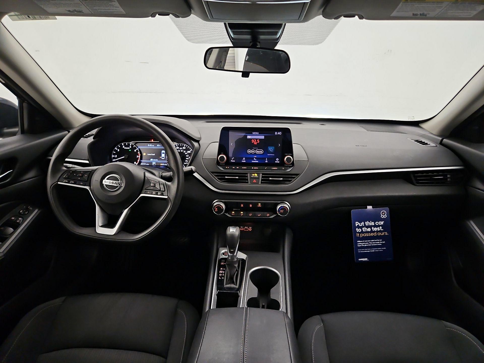 Thumbnail: 2022 Nissan Altima - 9