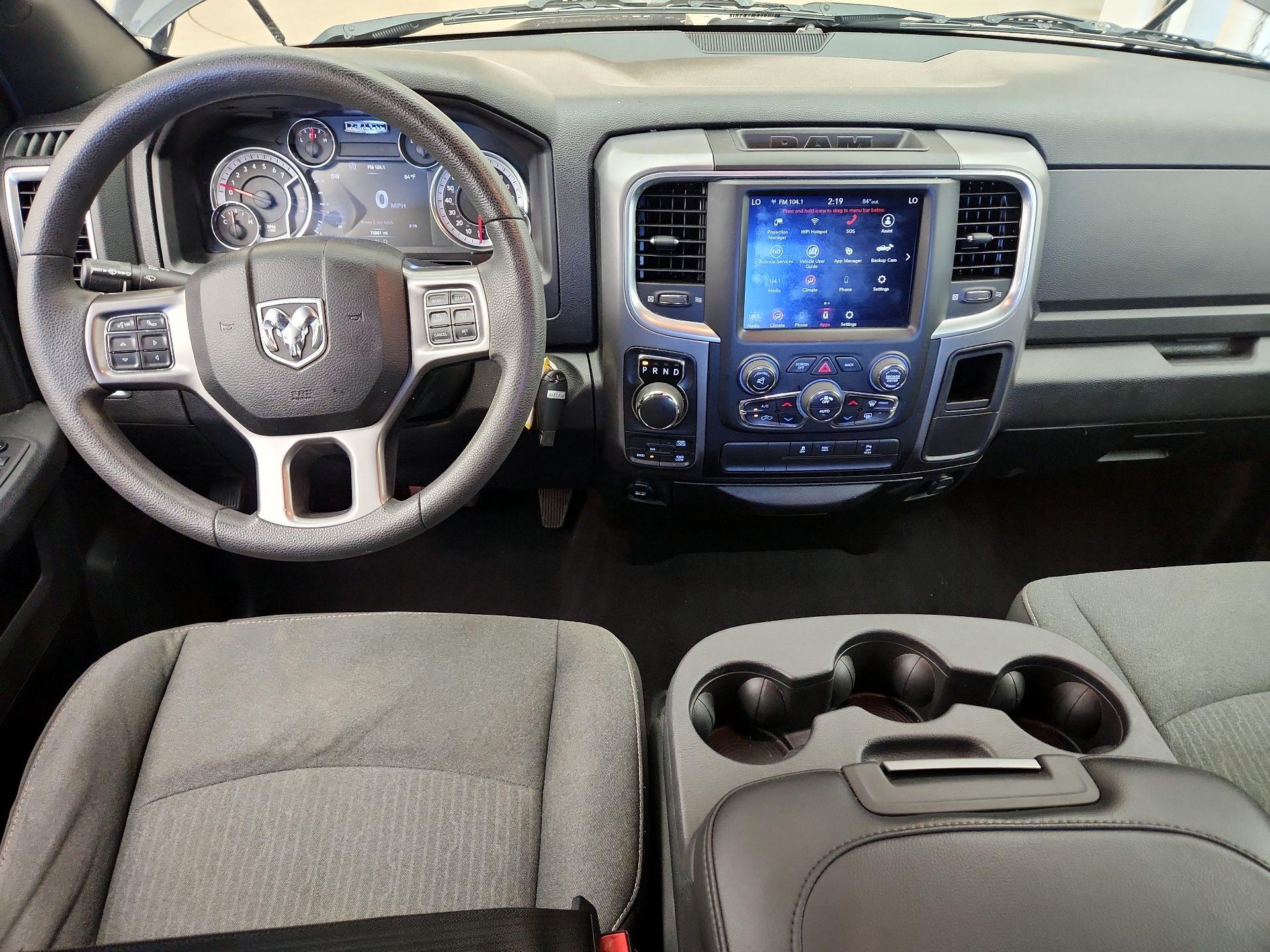 Thumbnail: 2021 RAM 1500 Classic - 9