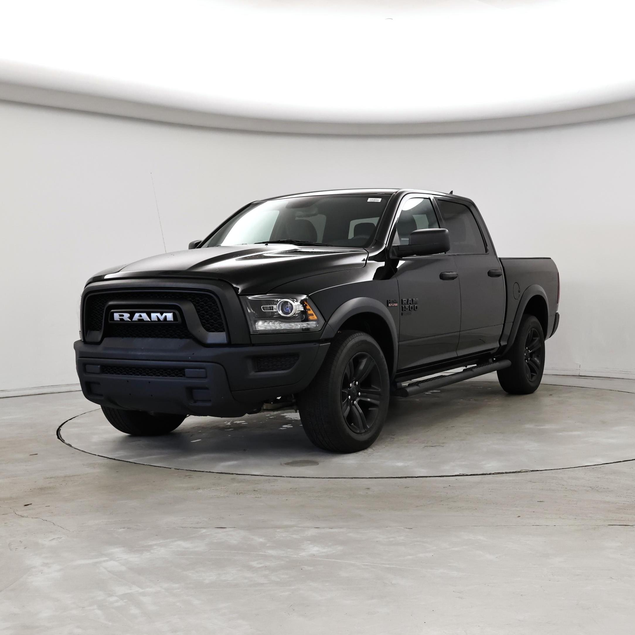 Thumbnail: 2021 RAM 1500 Classic - 4