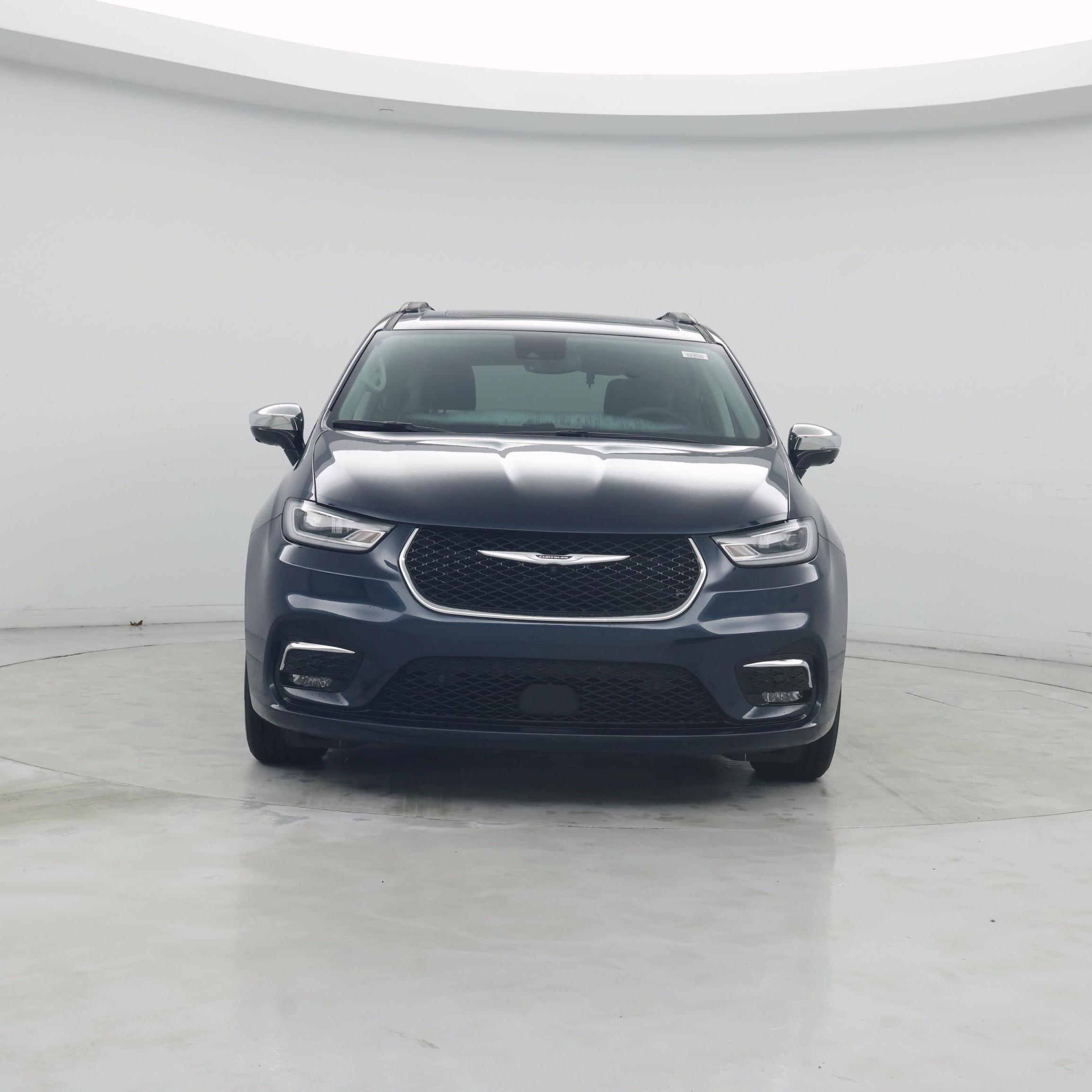 Thumbnail: 2023 Chrysler Pacifica - 5