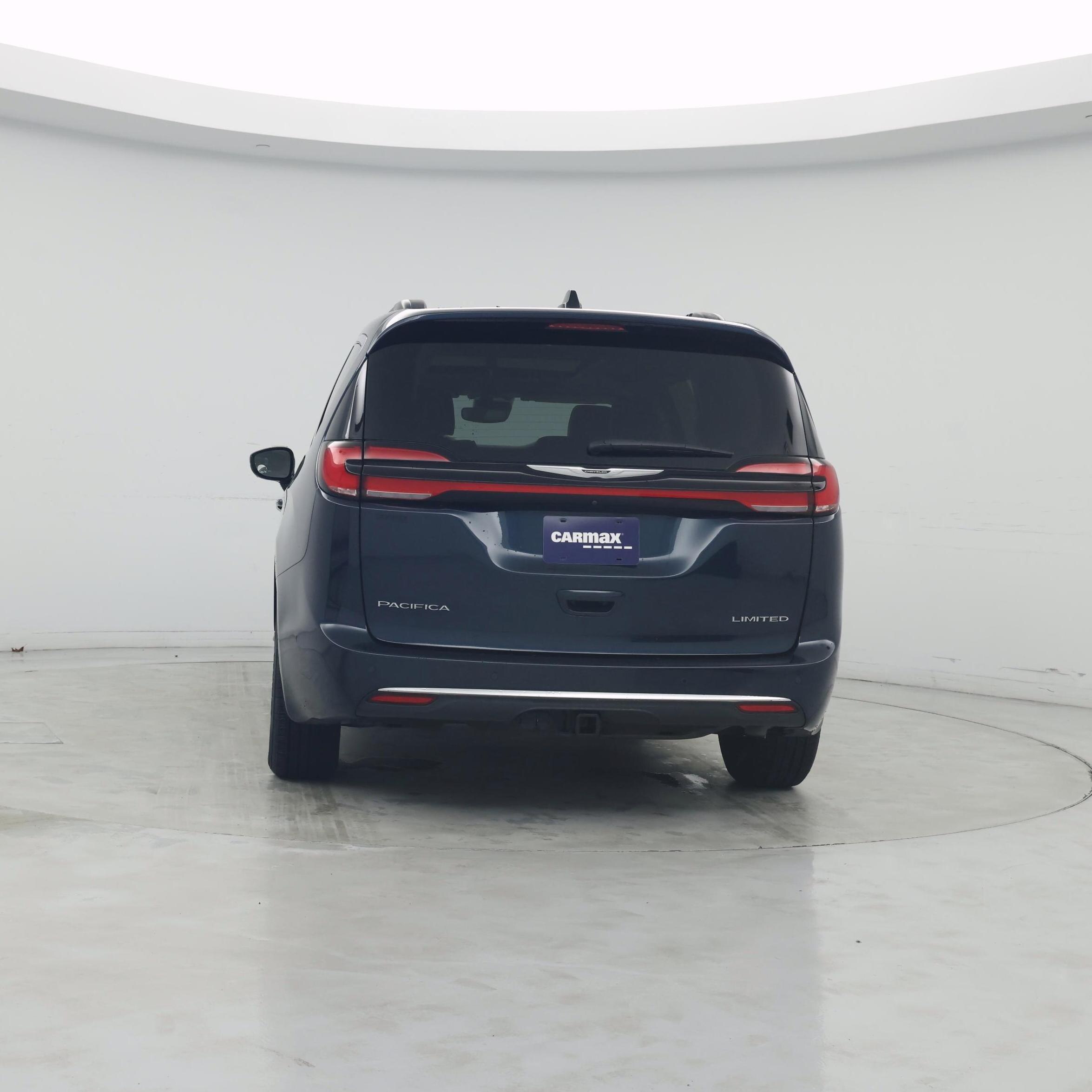 Thumbnail: 2023 Chrysler Pacifica - 6