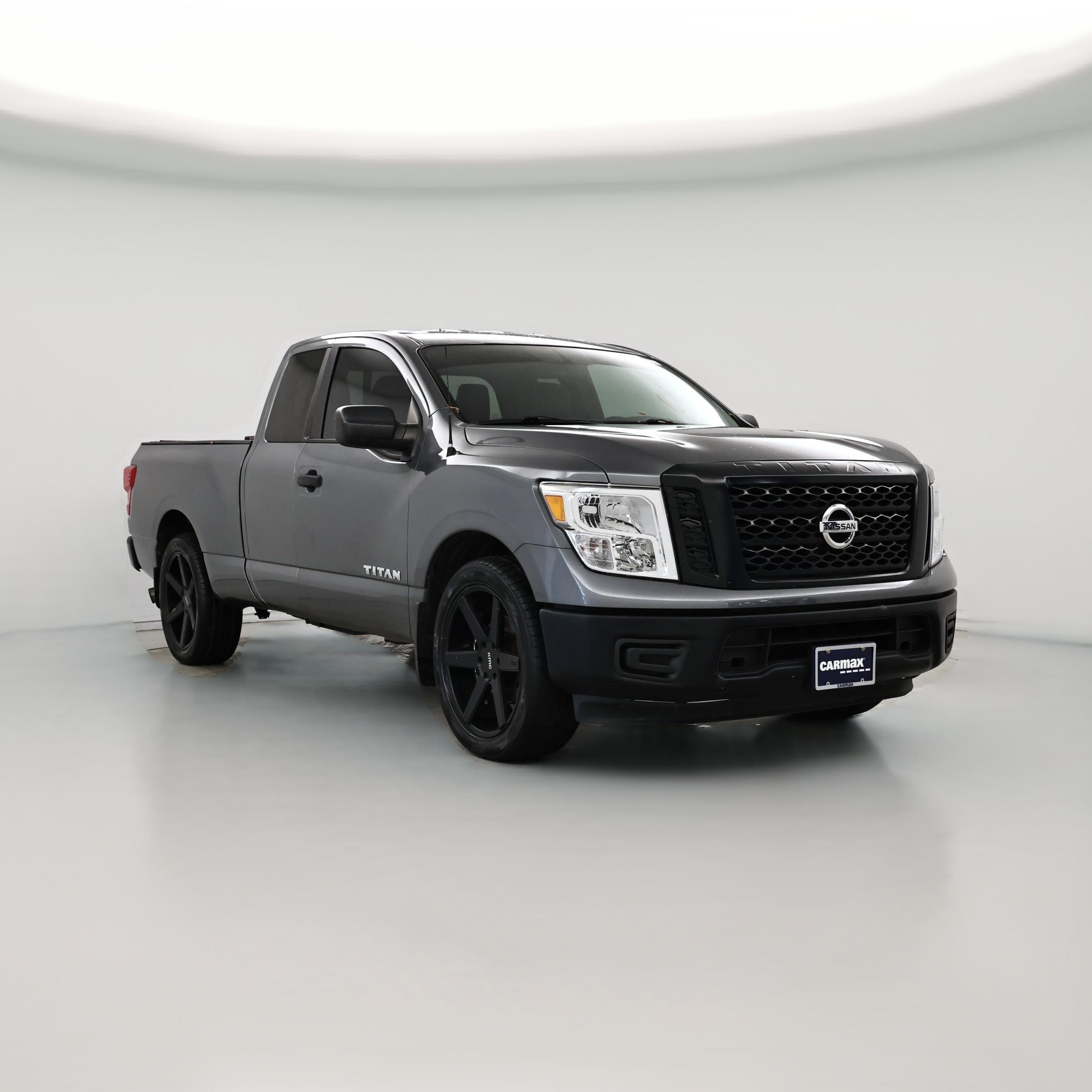 Thumbnail: 2017 Nissan Titan - 1