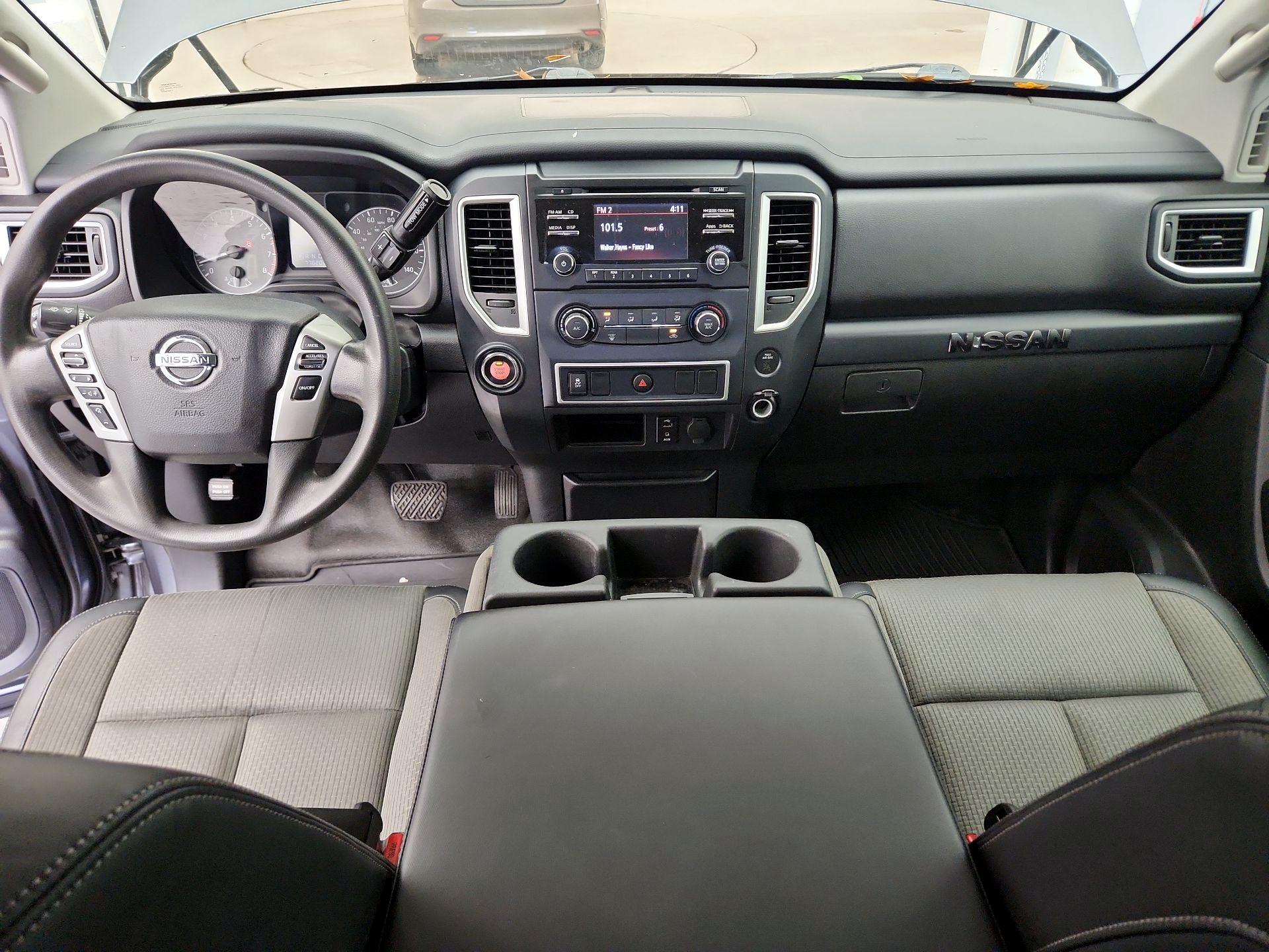 Thumbnail: 2017 Nissan Titan - 9