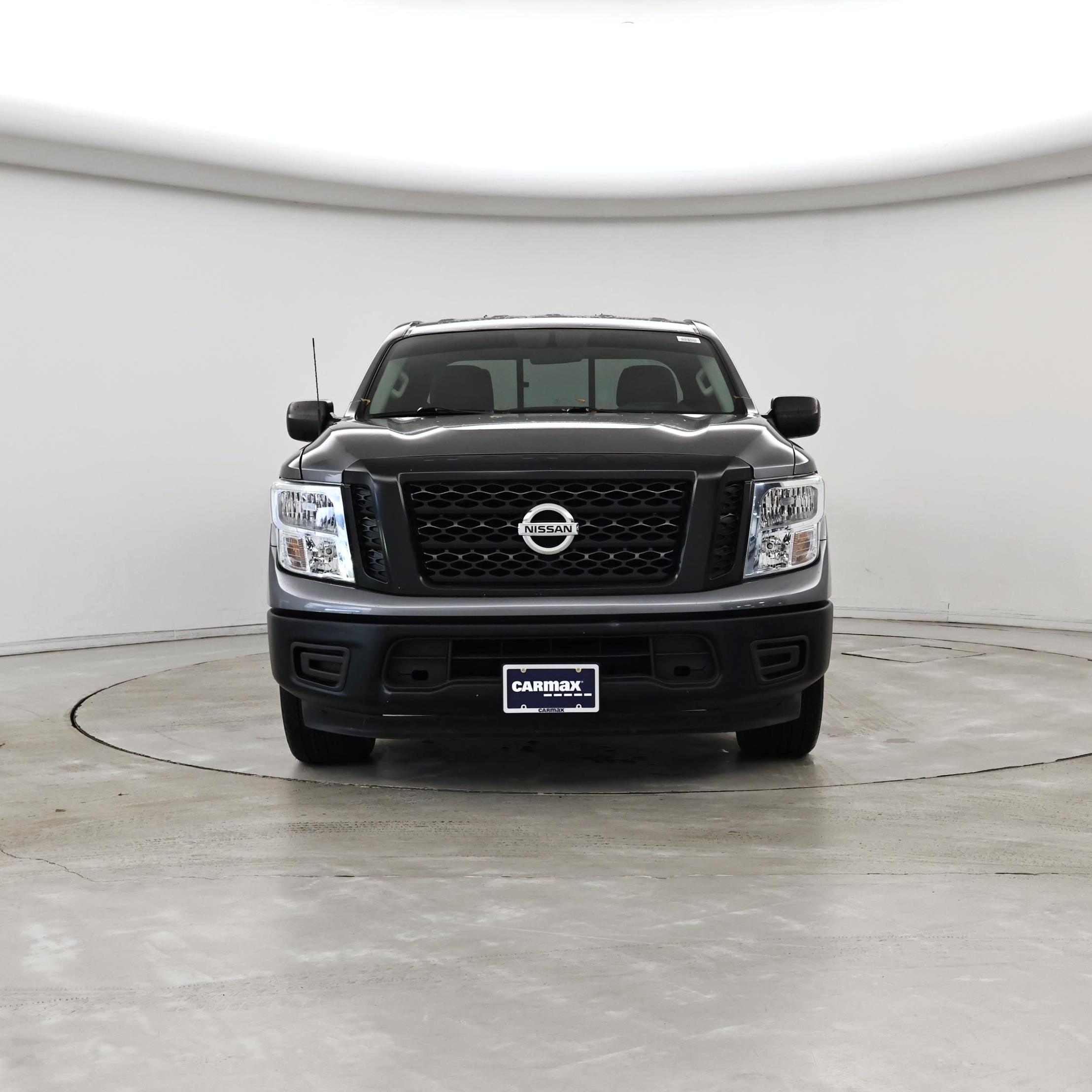 Thumbnail: 2017 Nissan Titan - 5