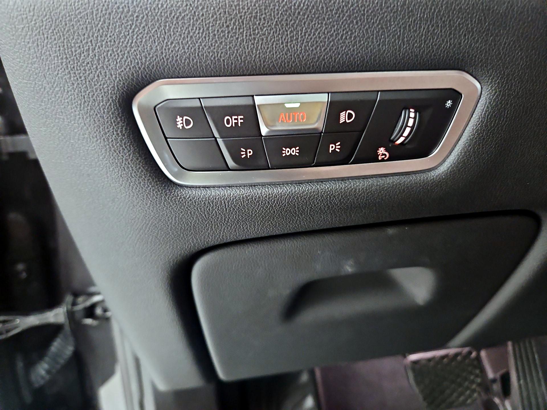 Thumbnail: 2021 BMW X5 - 13