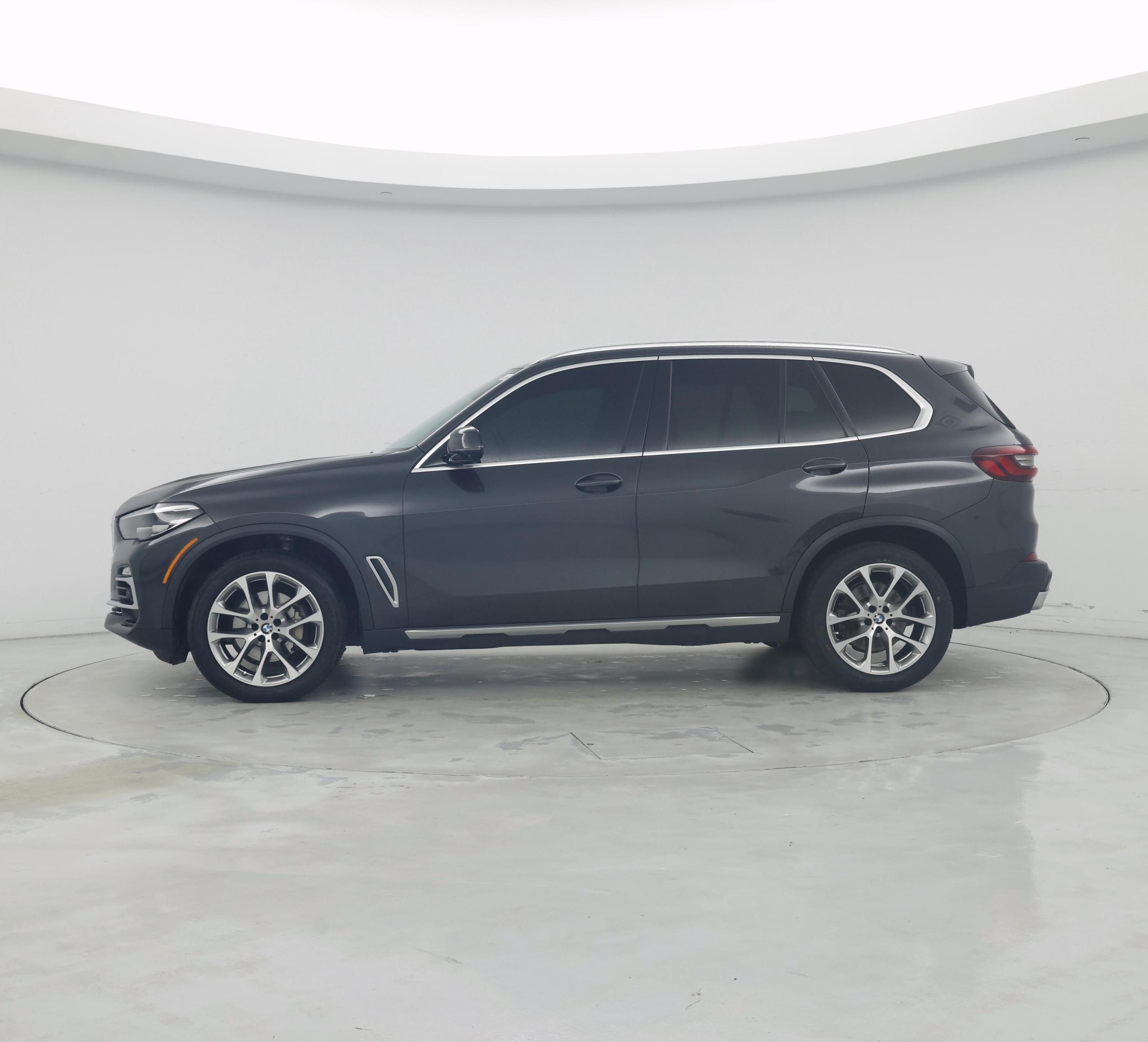 Thumbnail: 2021 BMW X5 - 3