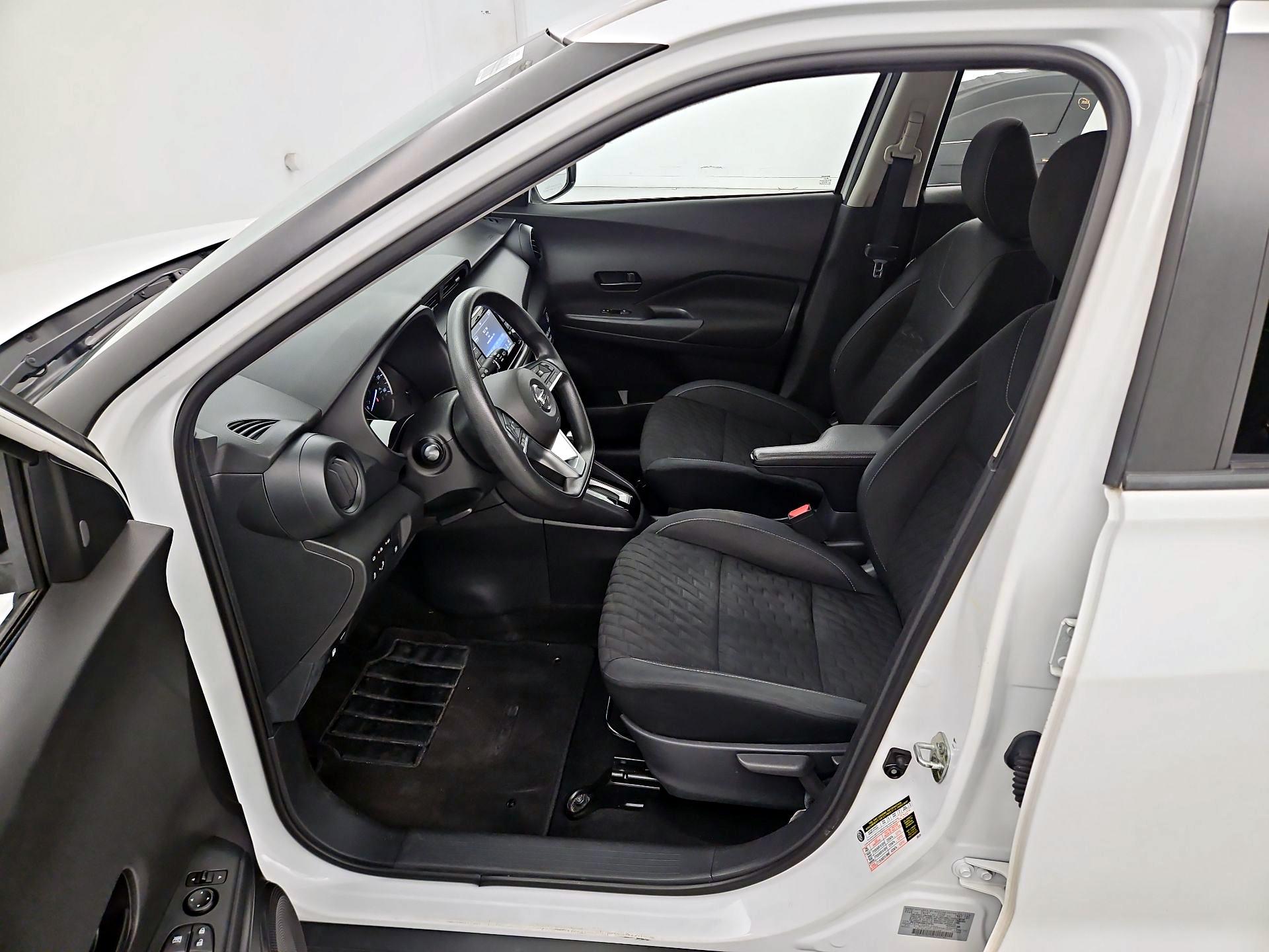 Thumbnail: 2021 Nissan Kicks - 11