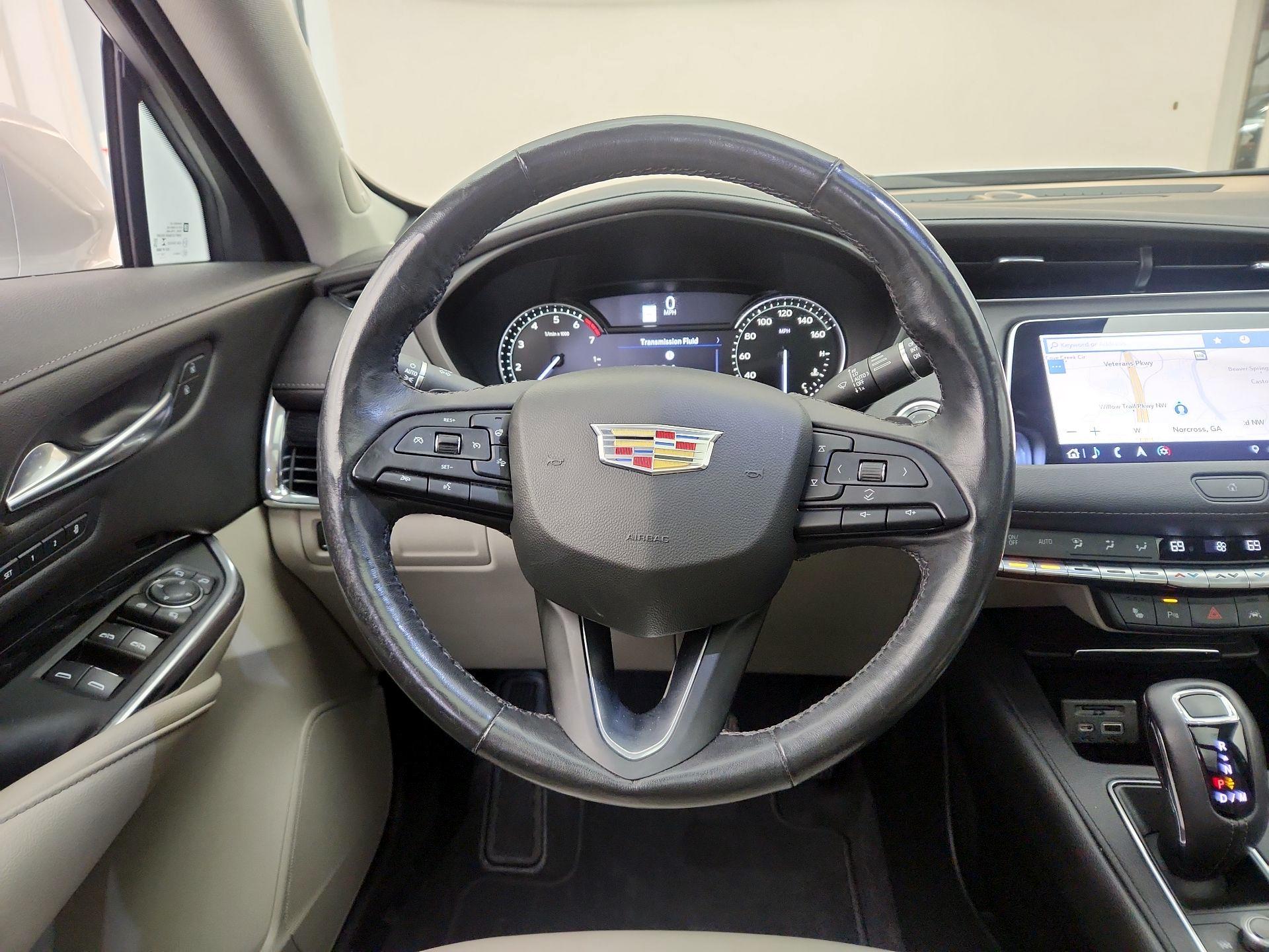 Thumbnail: 2019 Cadillac XT4 - 10