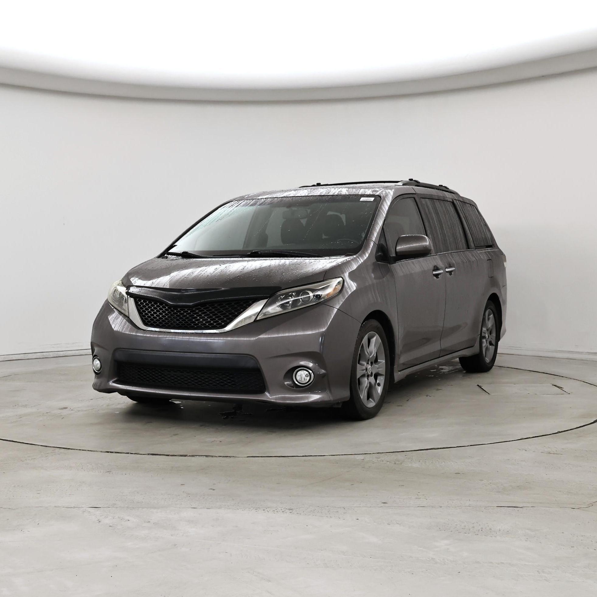 Thumbnail: 2016 Toyota Sienna - 4