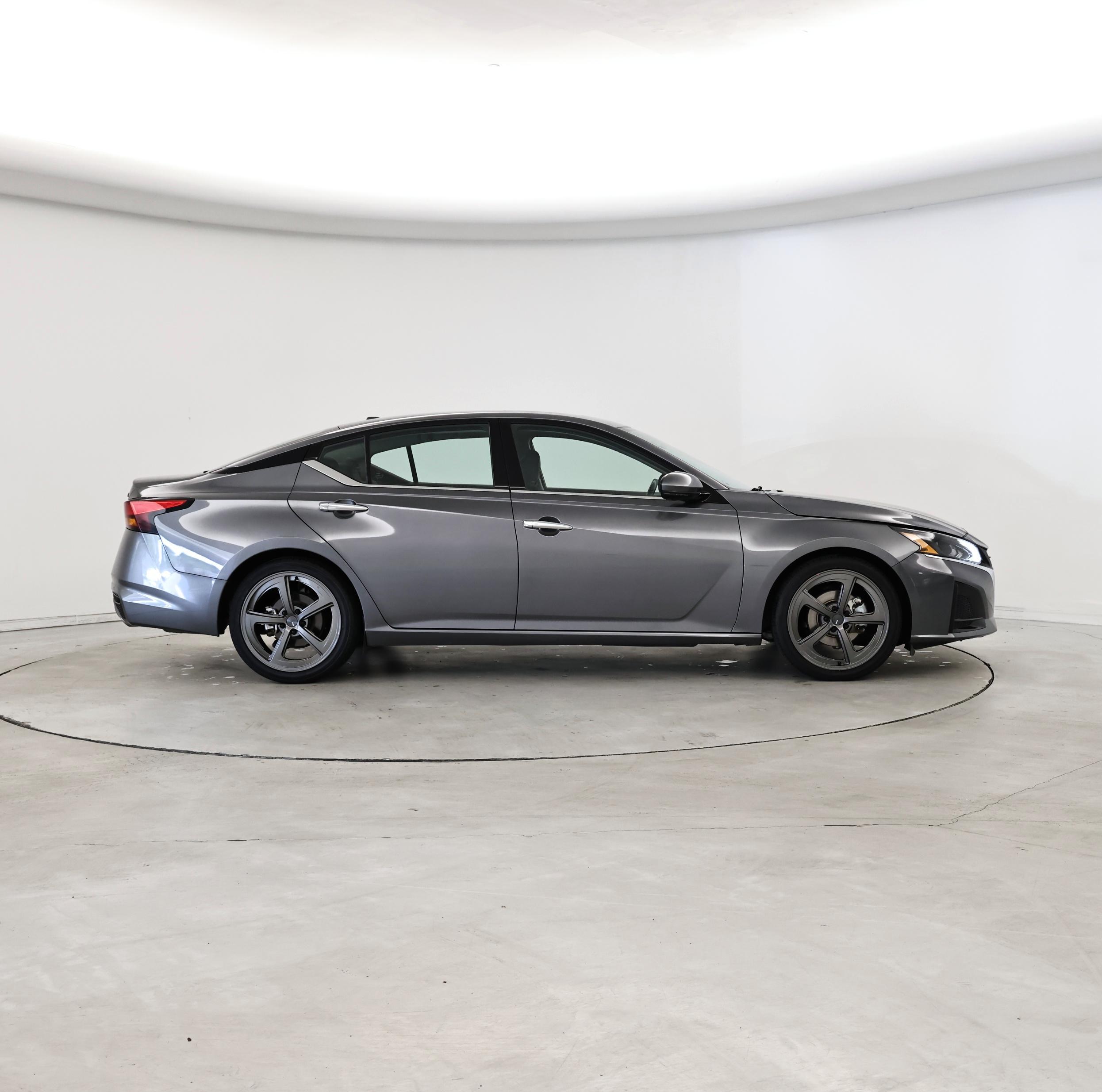 Thumbnail: 2023 Nissan Altima - 7