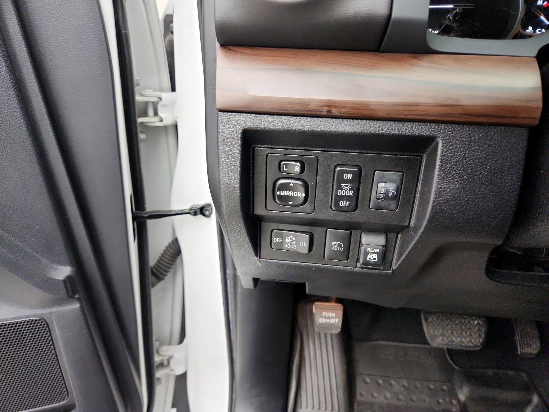 Thumbnail: 2020 Toyota Tundra - 13