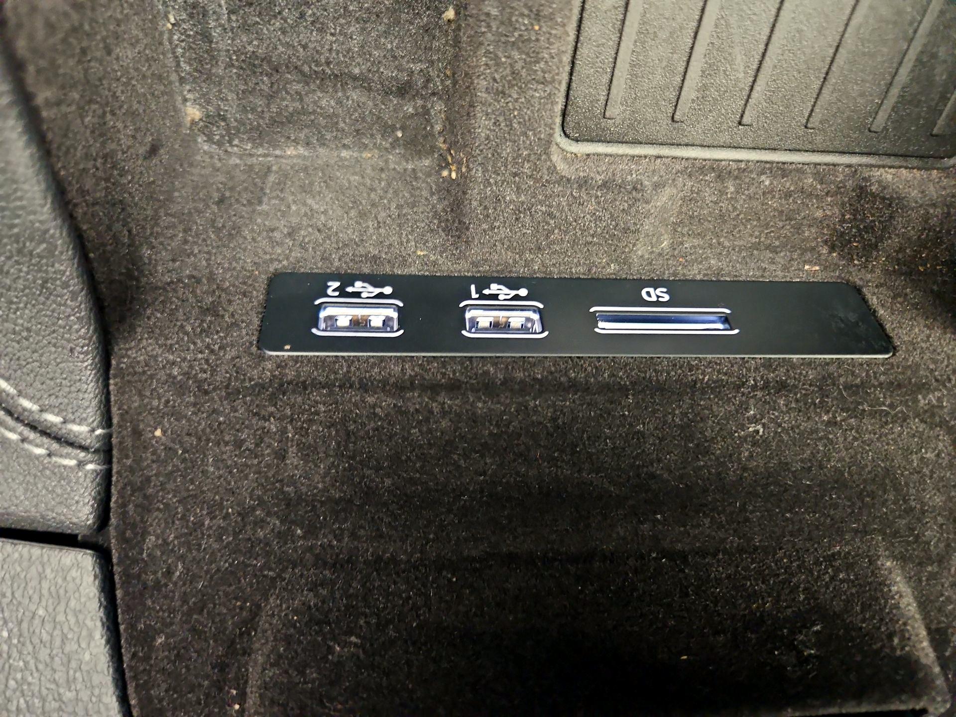 Thumbnail: 2020 Audi A6 - 17