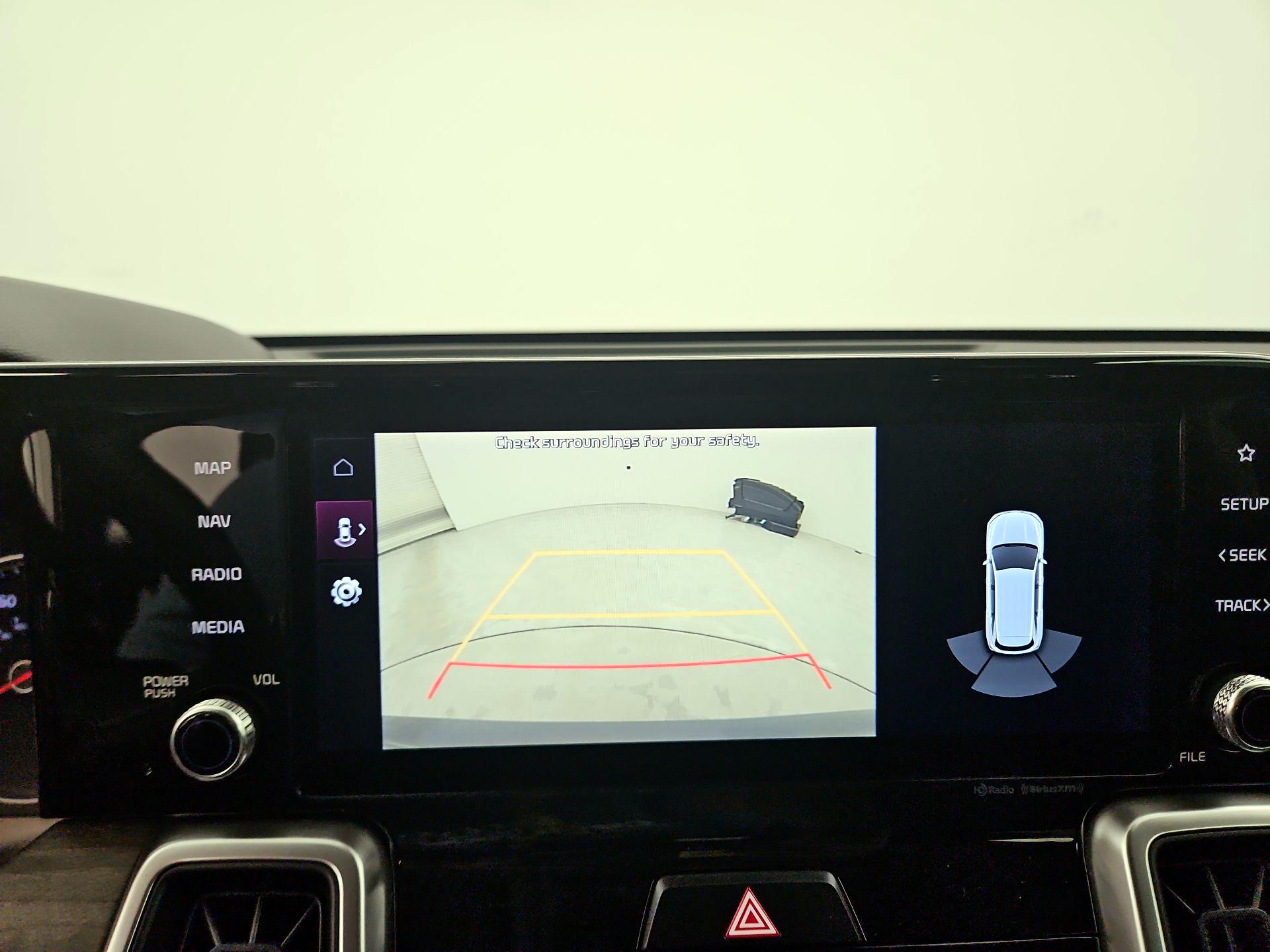 Thumbnail: 2022 Kia Sorento - 15