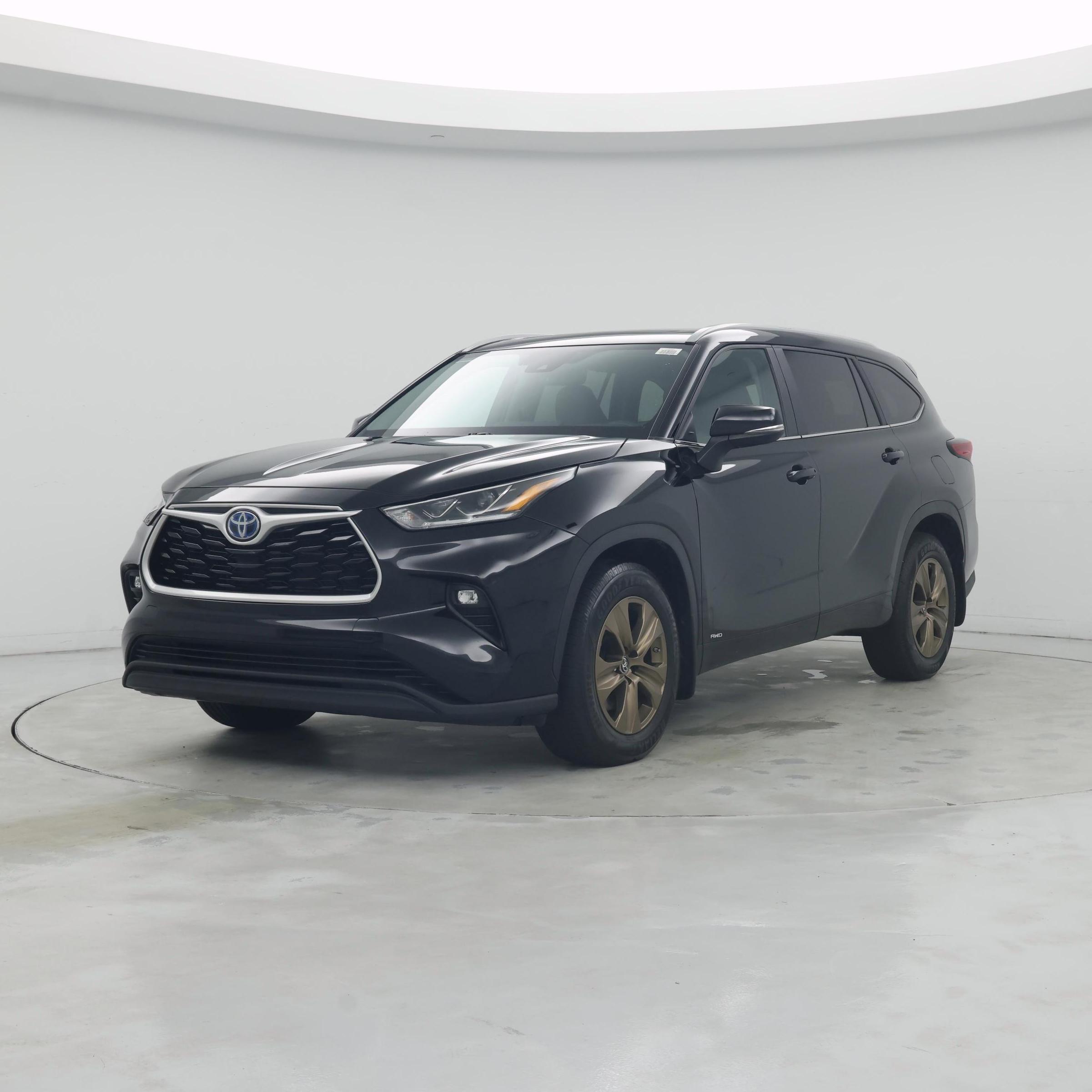 Thumbnail: 2023 Toyota Highlander - 4