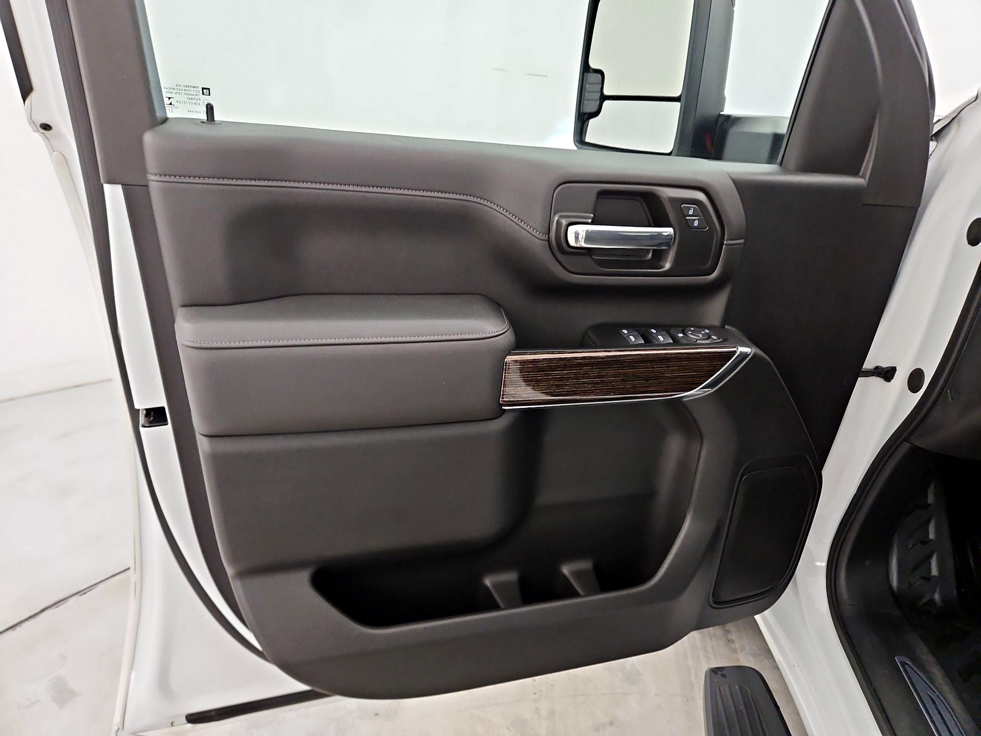 Thumbnail: 2022 GMC Sierra 2500 - 12