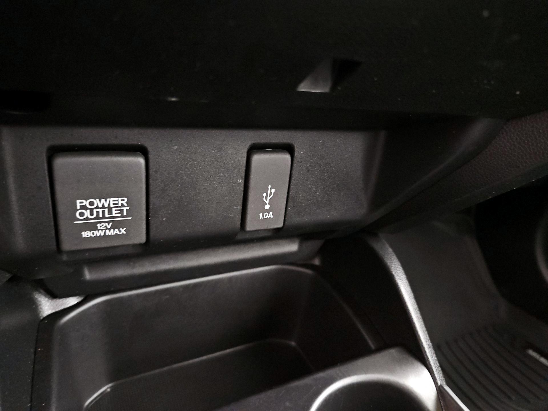 Thumbnail: 2019 Honda Fit - 18