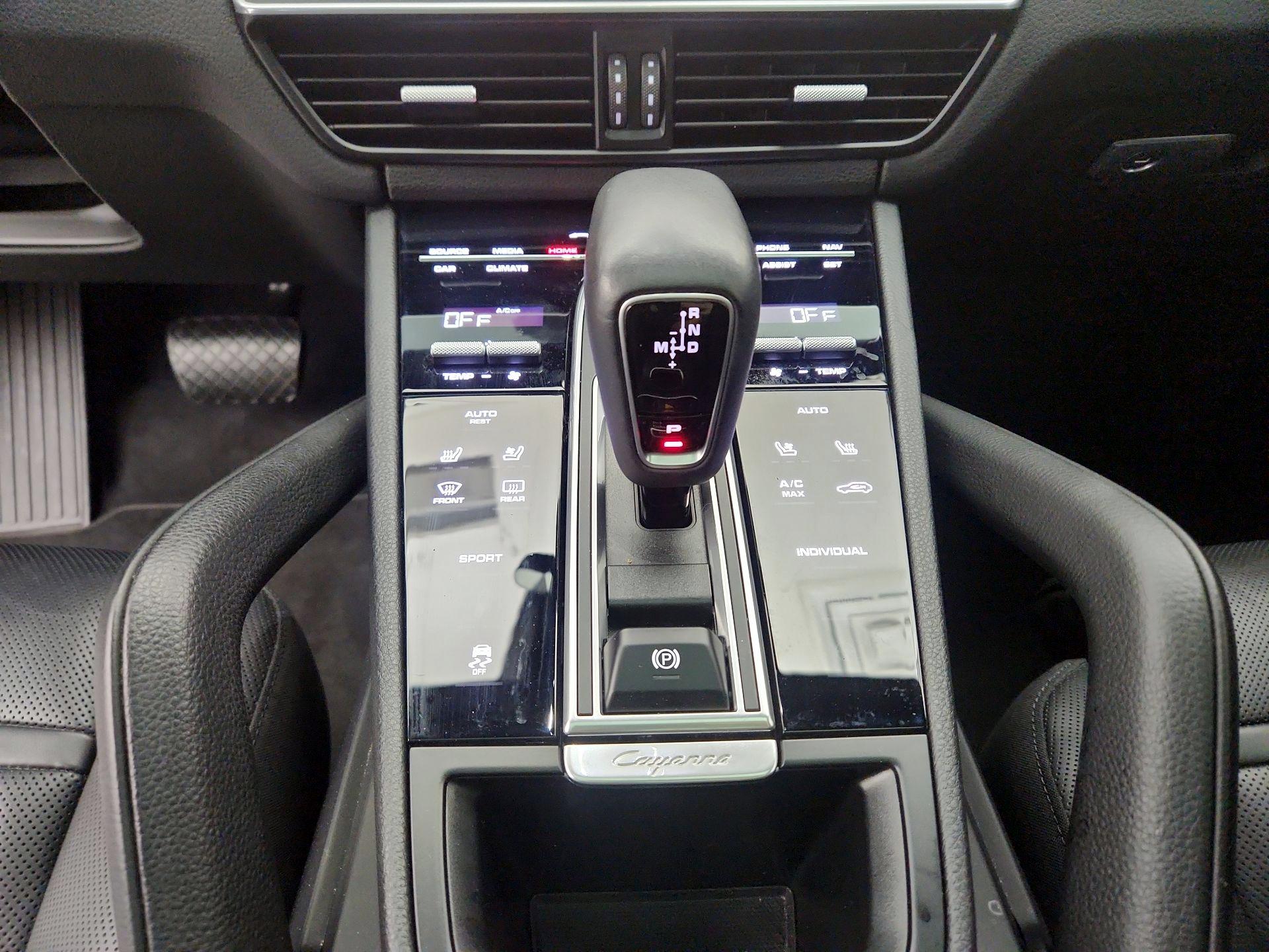 Thumbnail: 2019 Porsche Cayenne - 18