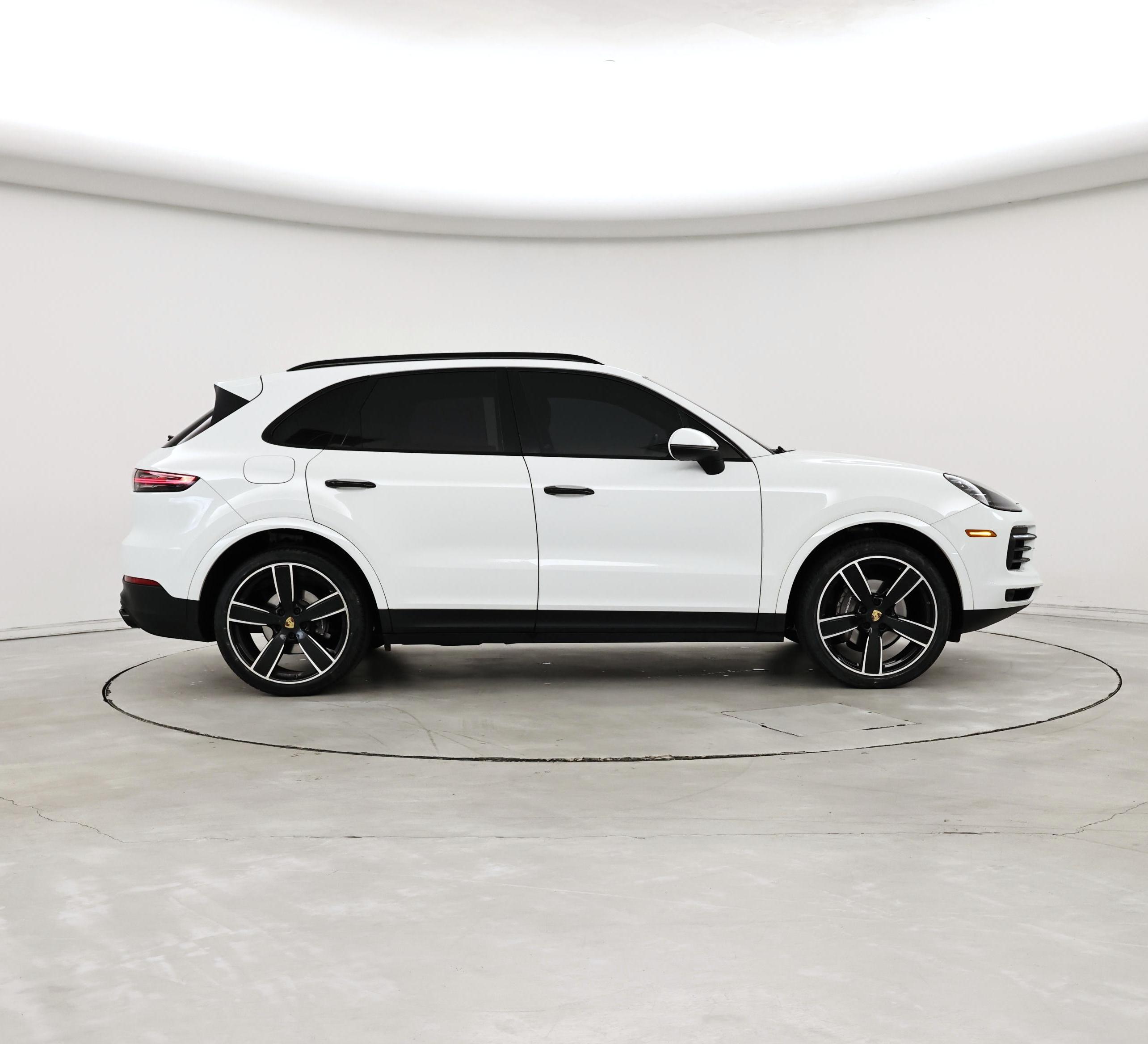 Thumbnail: 2019 Porsche Cayenne - 7