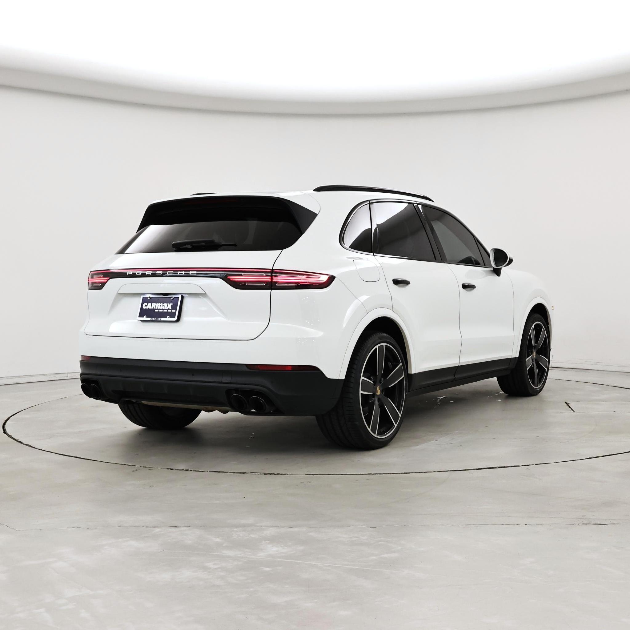 Thumbnail: 2019 Porsche Cayenne - 8