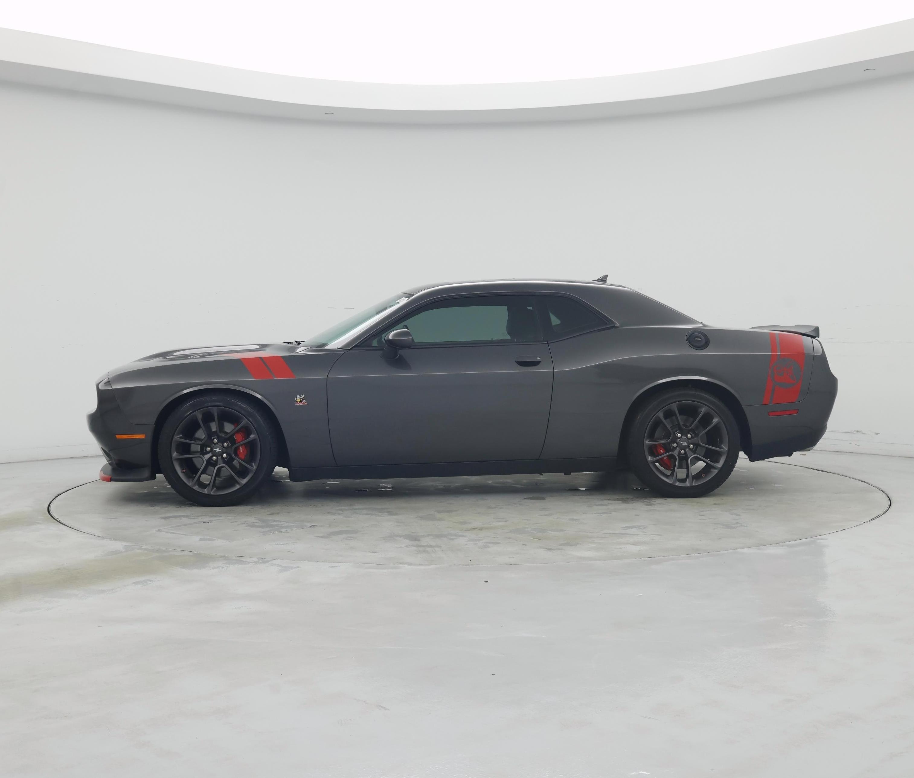 Thumbnail: 2022 Dodge Challenger - 3