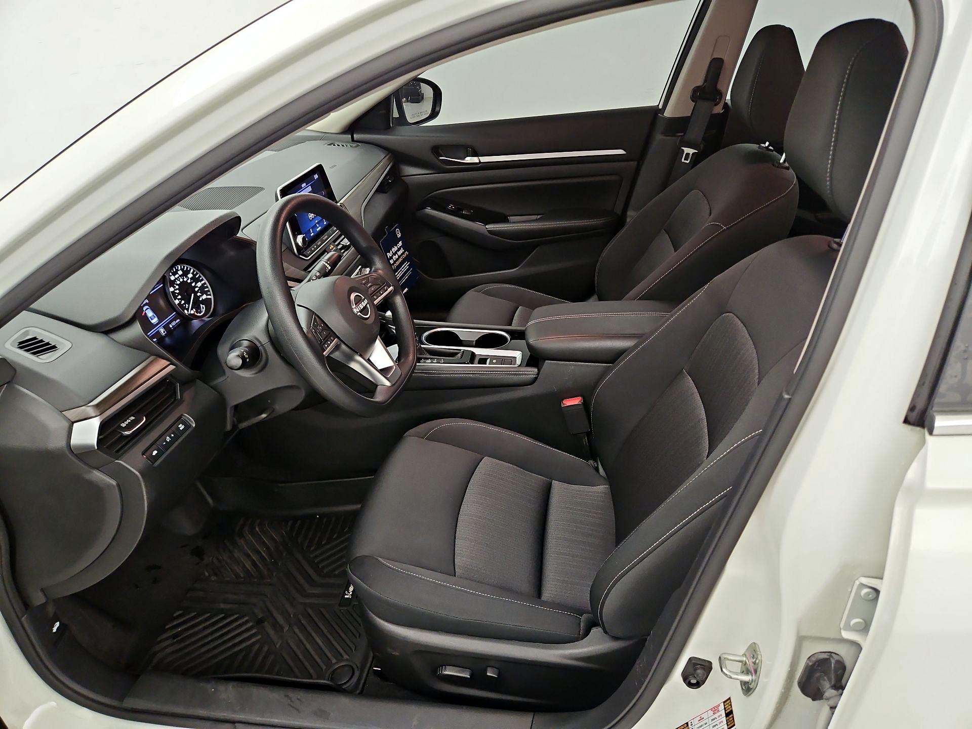 Thumbnail: 2023 Nissan Altima - 11