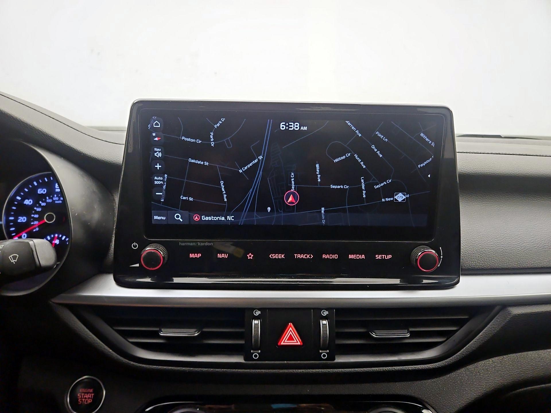 Thumbnail: 2022 Kia Forte - 14
