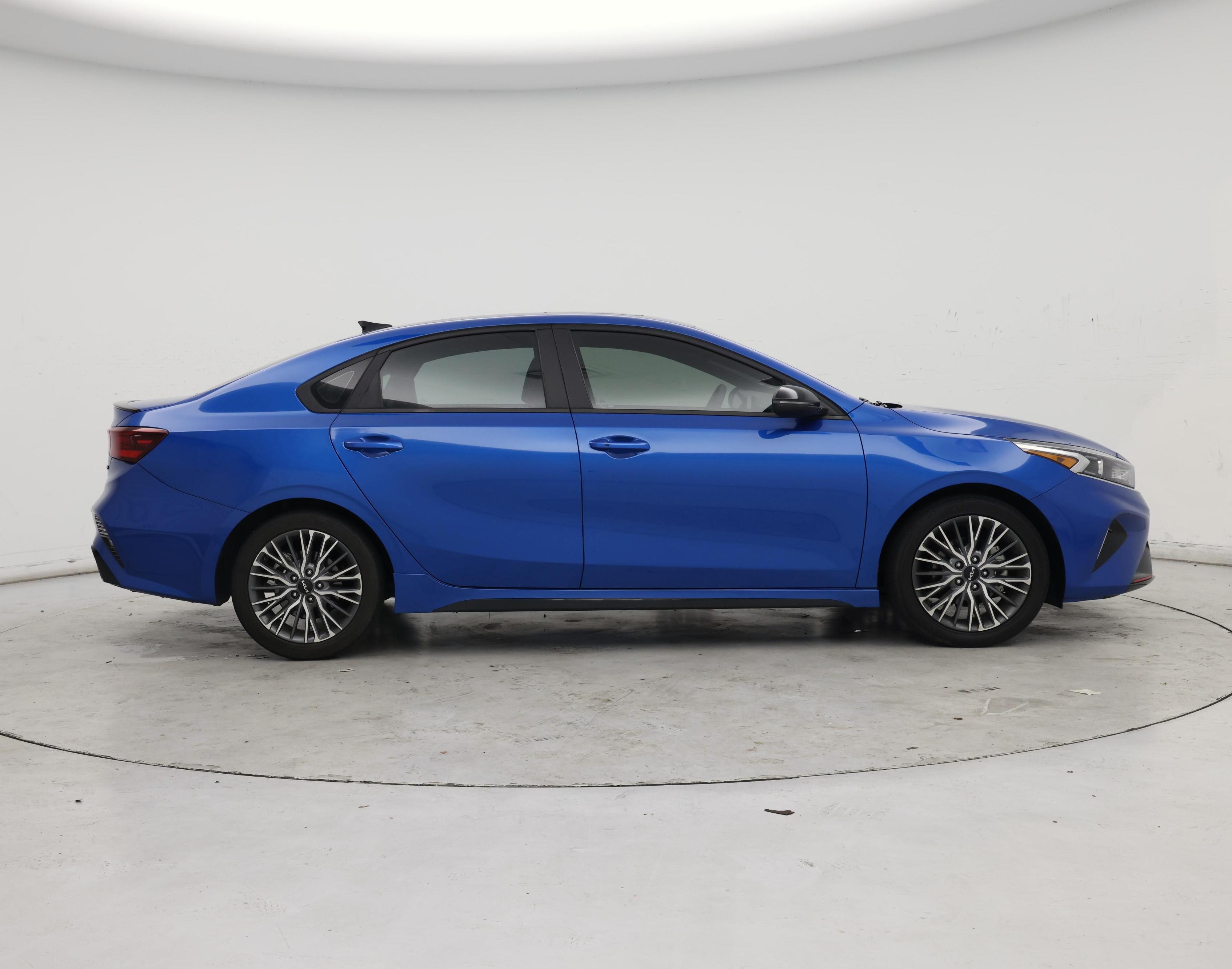 Thumbnail: 2022 Kia Forte - 7